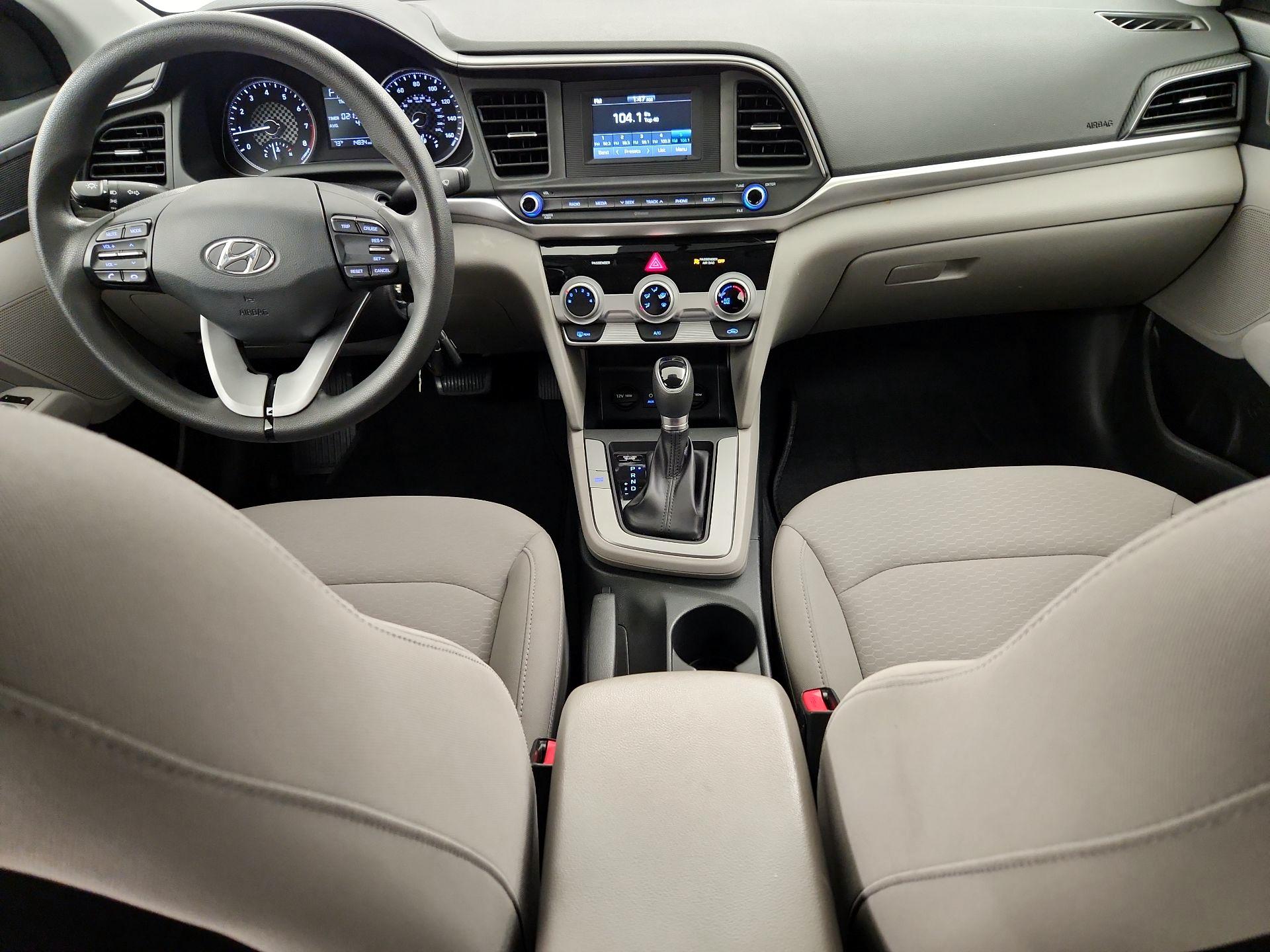 Thumbnail: 2019 Hyundai Elantra - 9