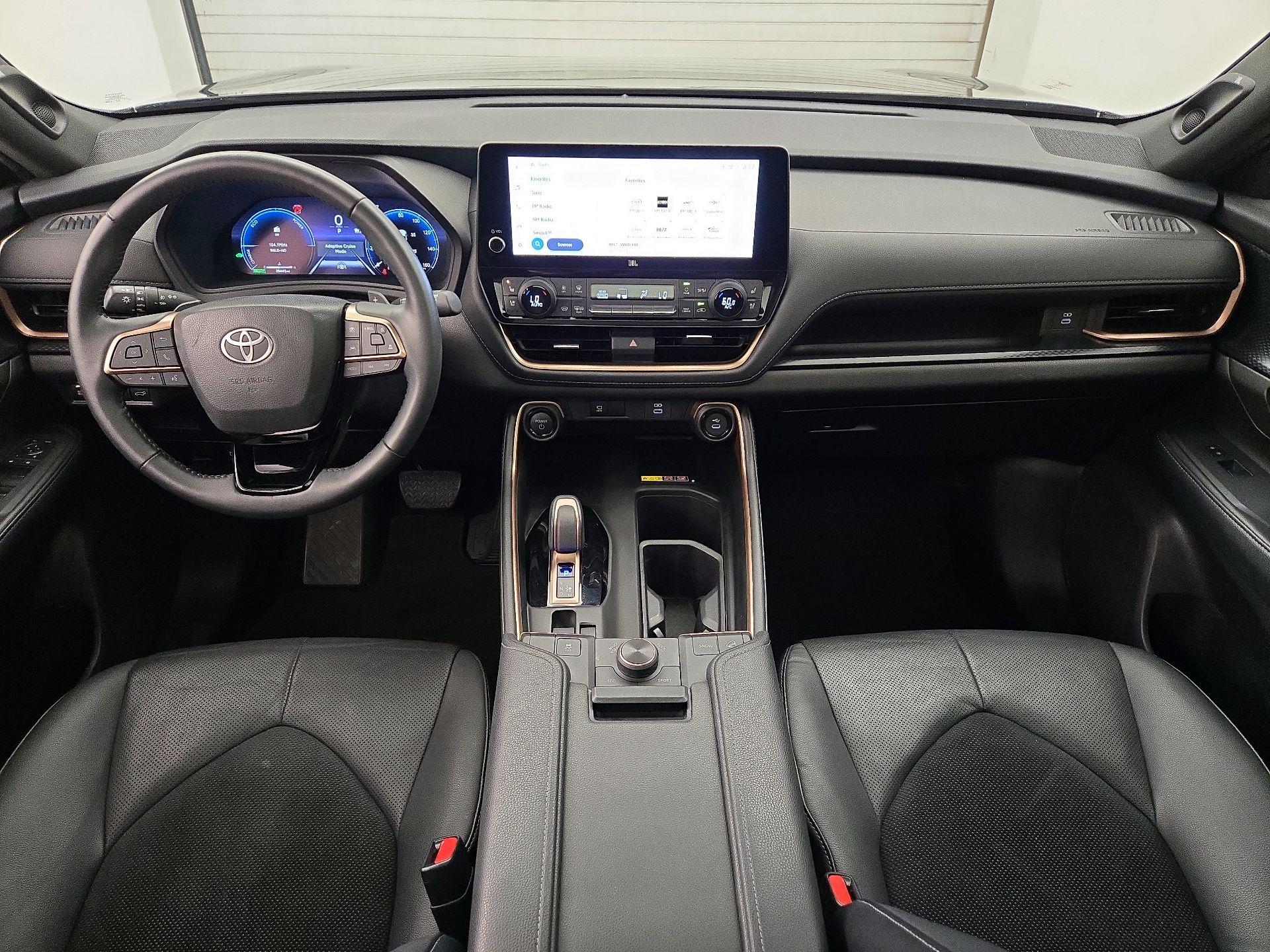 Thumbnail: 2025 Toyota Highlander - 9