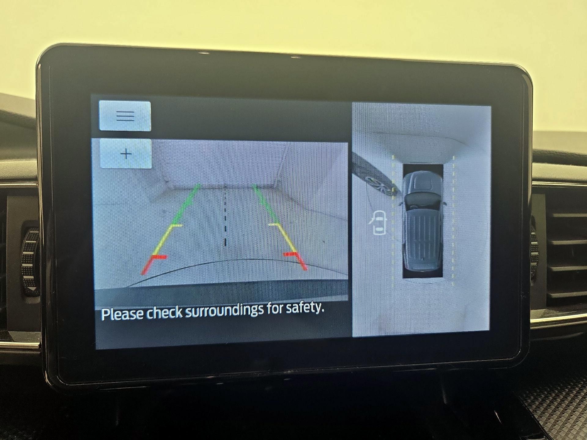 Thumbnail: 2022 Ford Explorer - 15