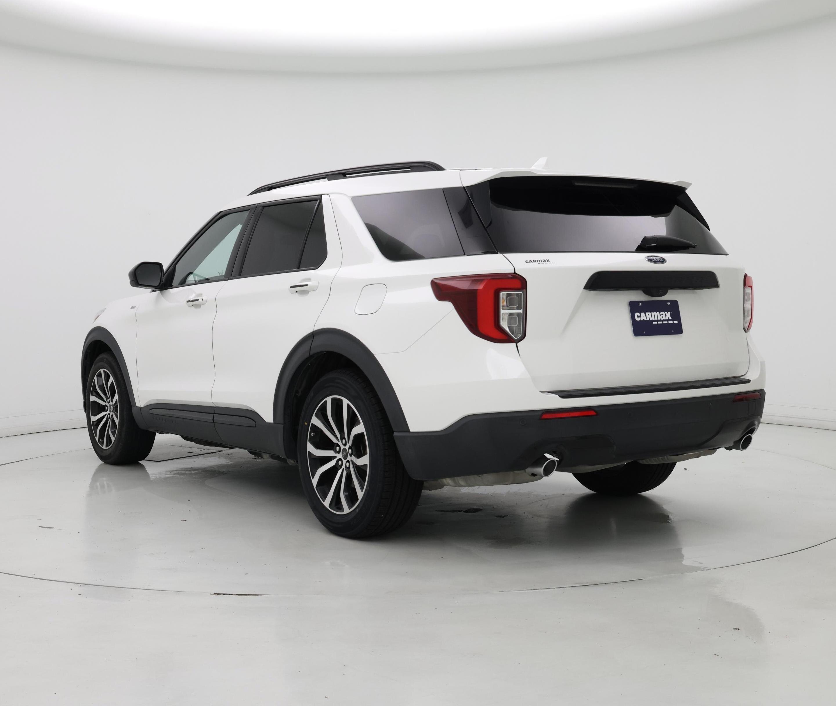 Thumbnail: 2022 Ford Explorer - 2