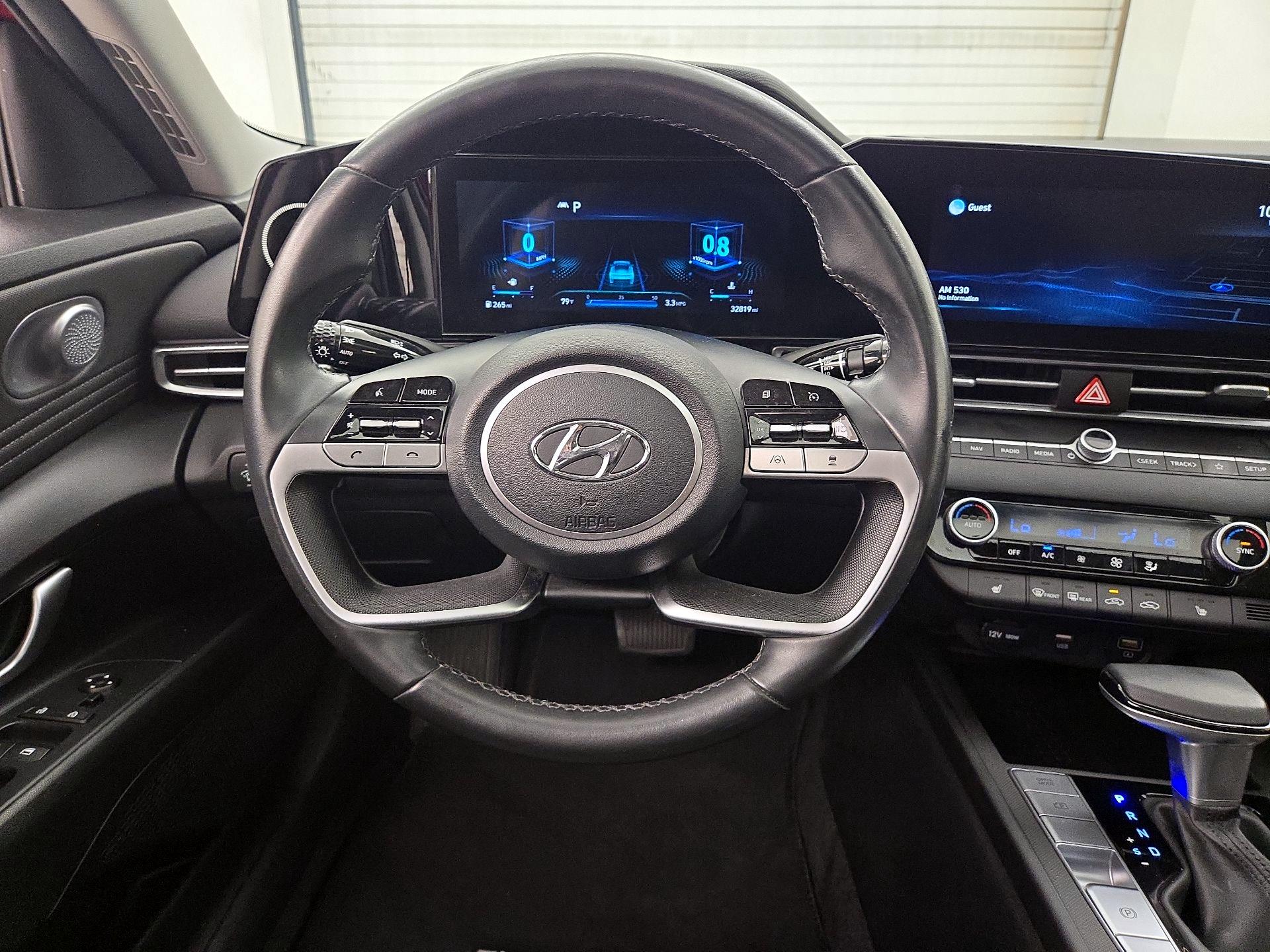 Thumbnail: 2022 Hyundai Elantra - 10