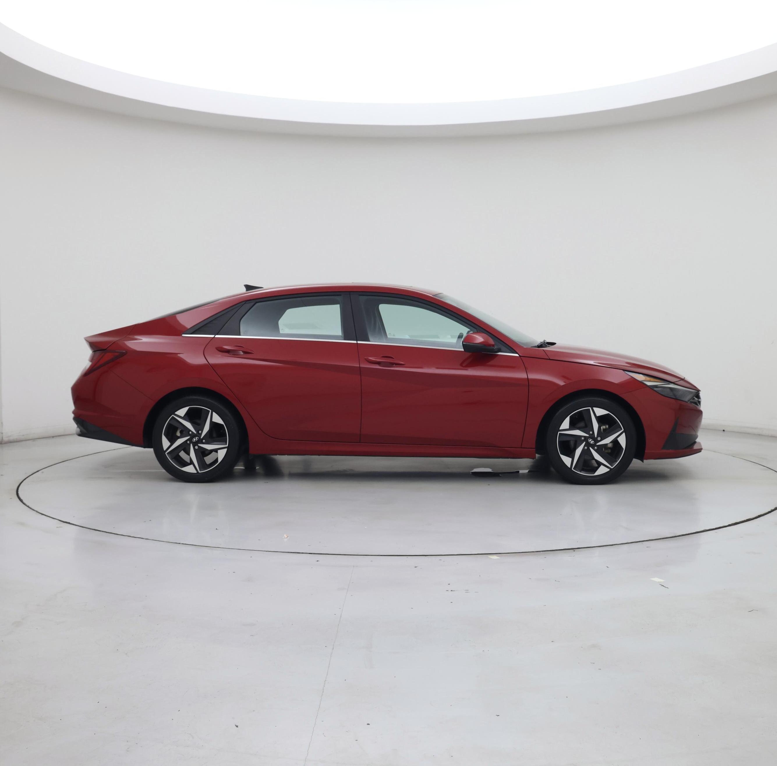 Thumbnail: 2022 Hyundai Elantra - 7