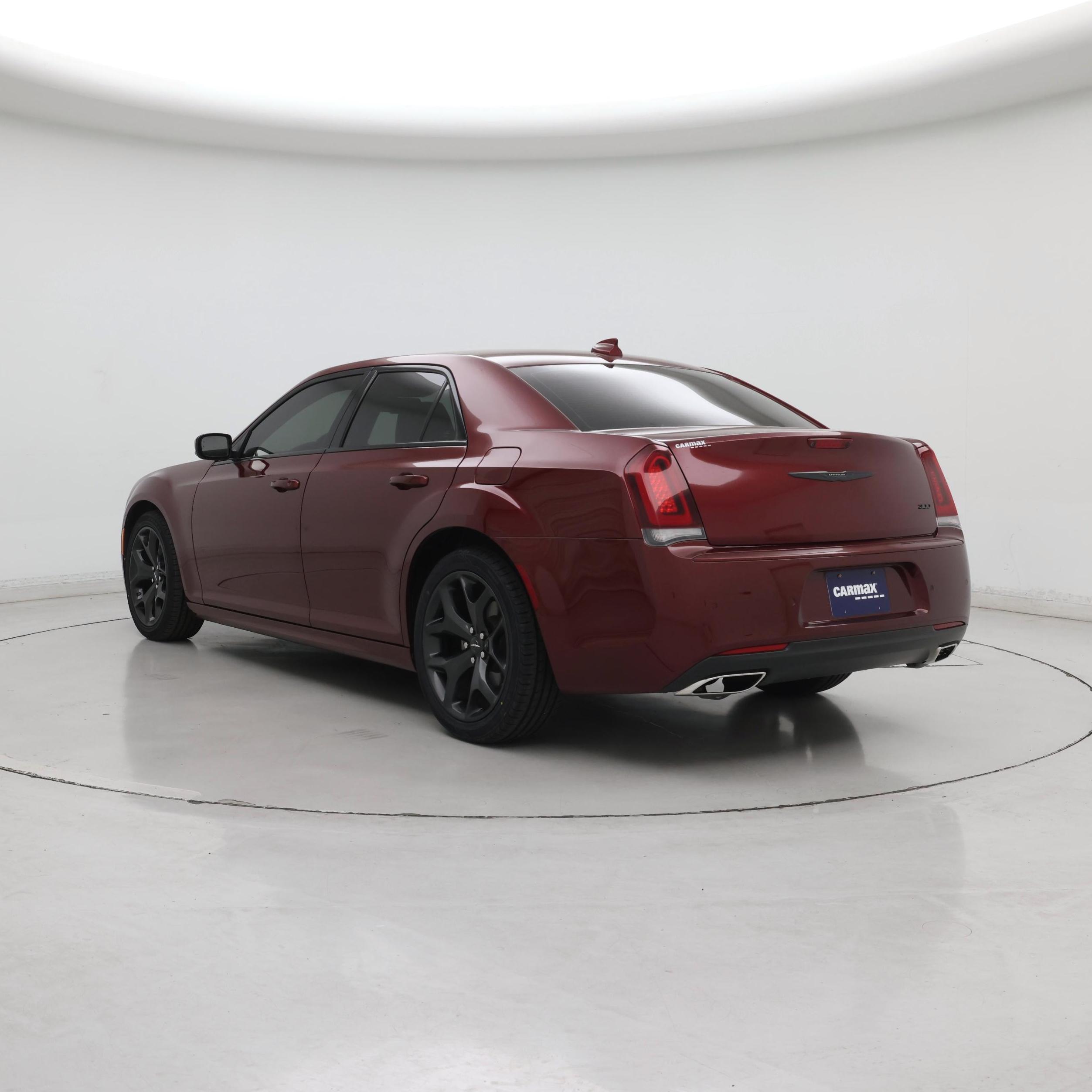 Thumbnail: 2023 Chrysler 300 - 2
