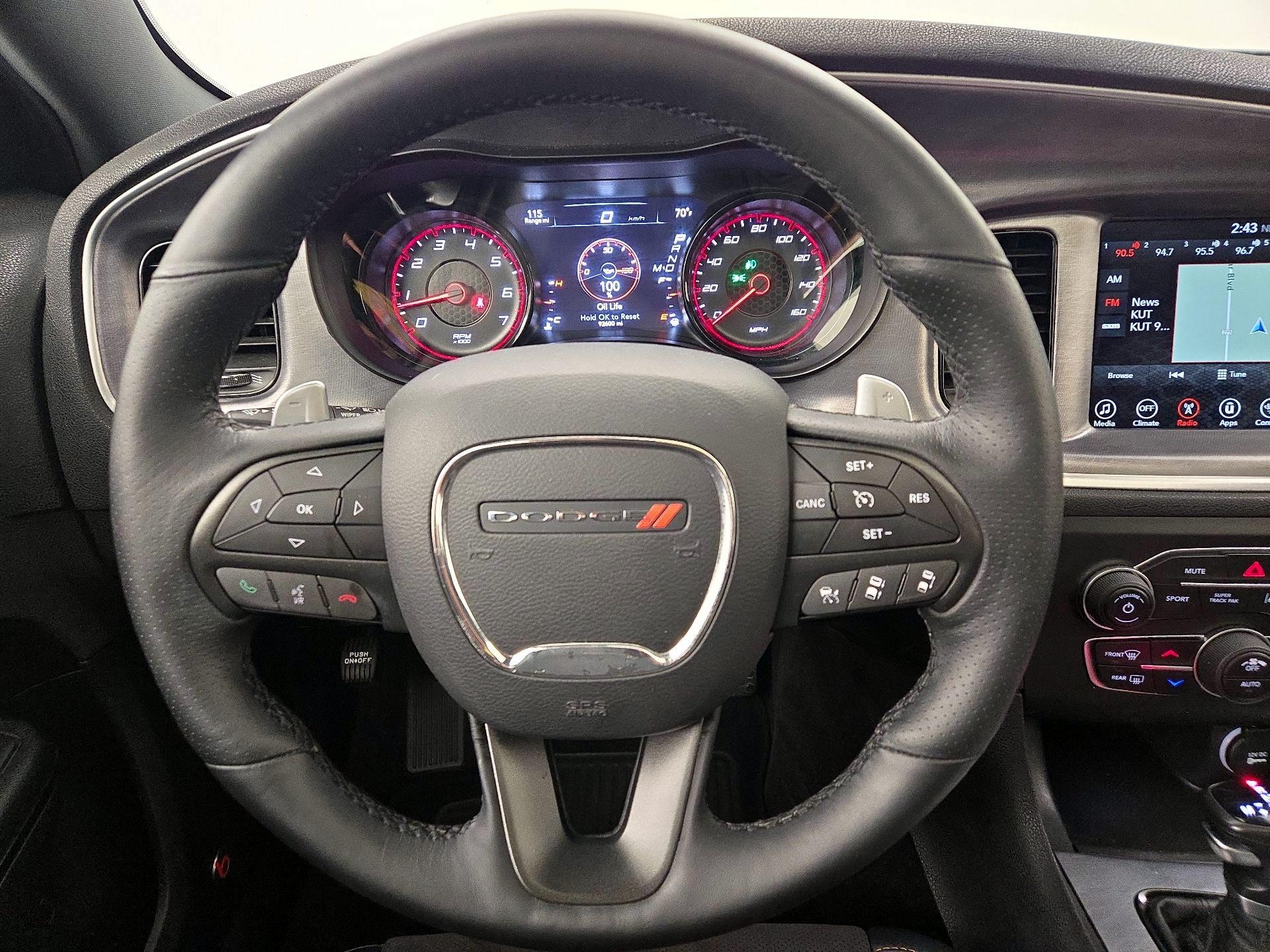 Thumbnail: 2017 Dodge Charger - 10