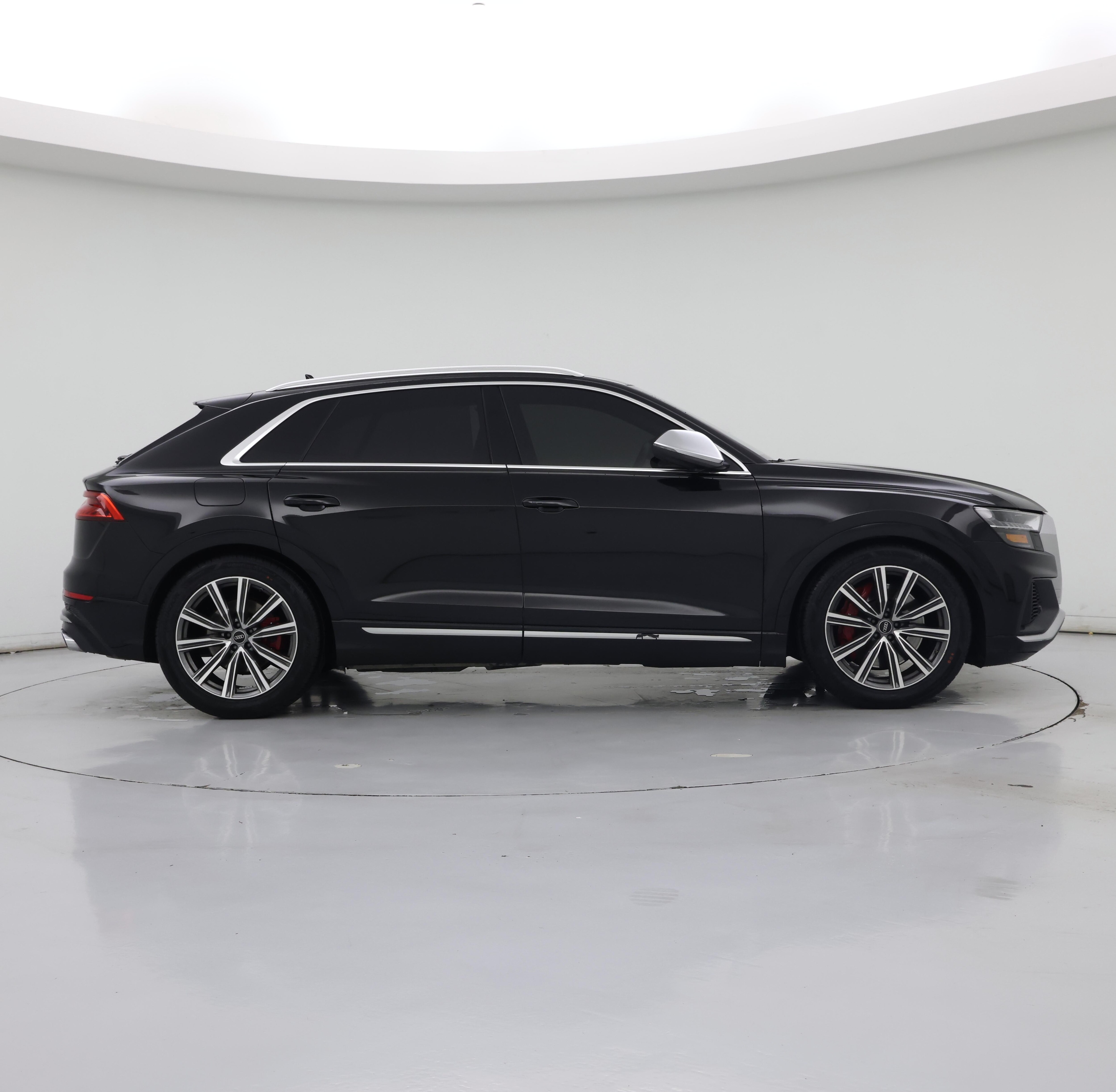 Thumbnail: 2023 Audi SQ8 - 7