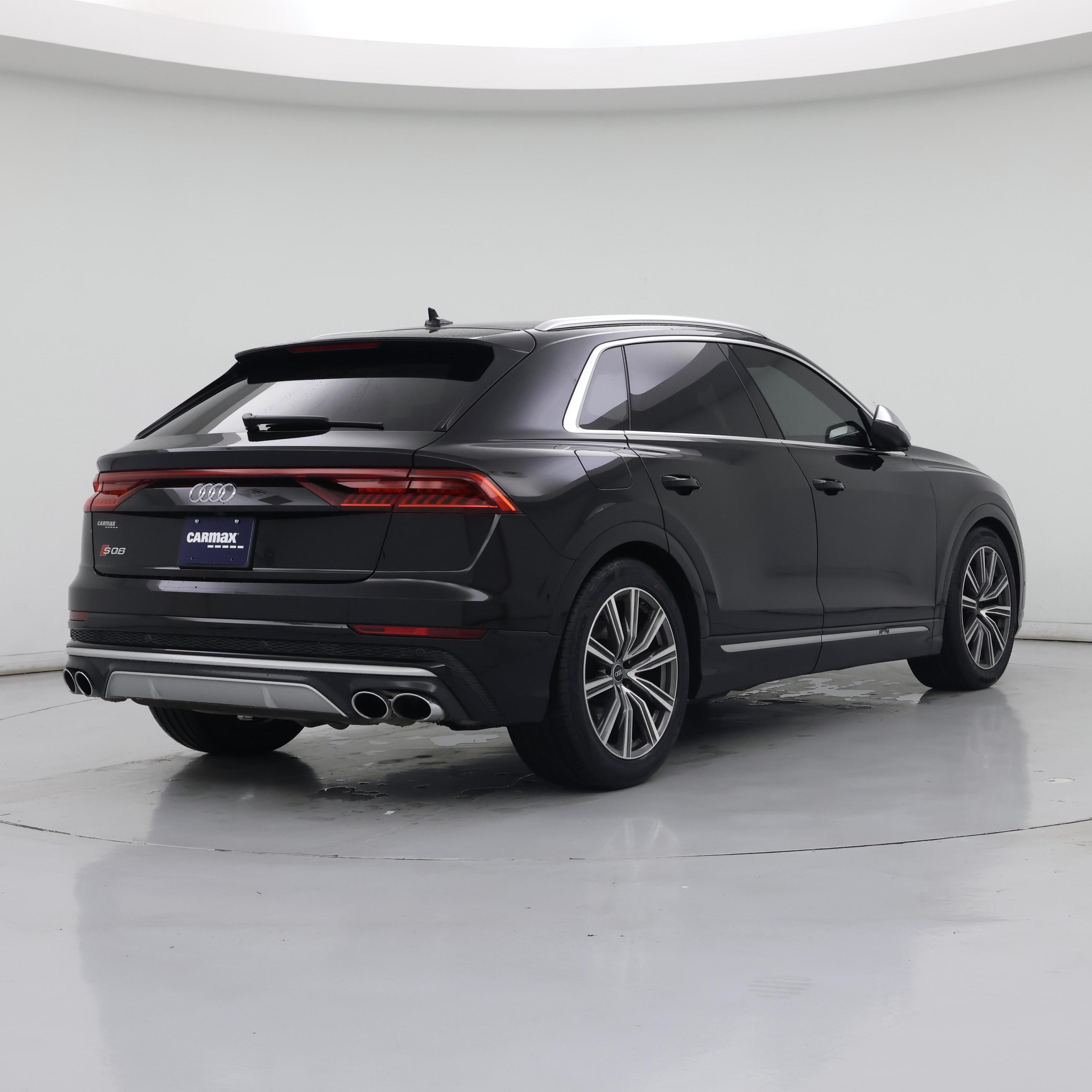 Thumbnail: 2023 Audi SQ8 - 8