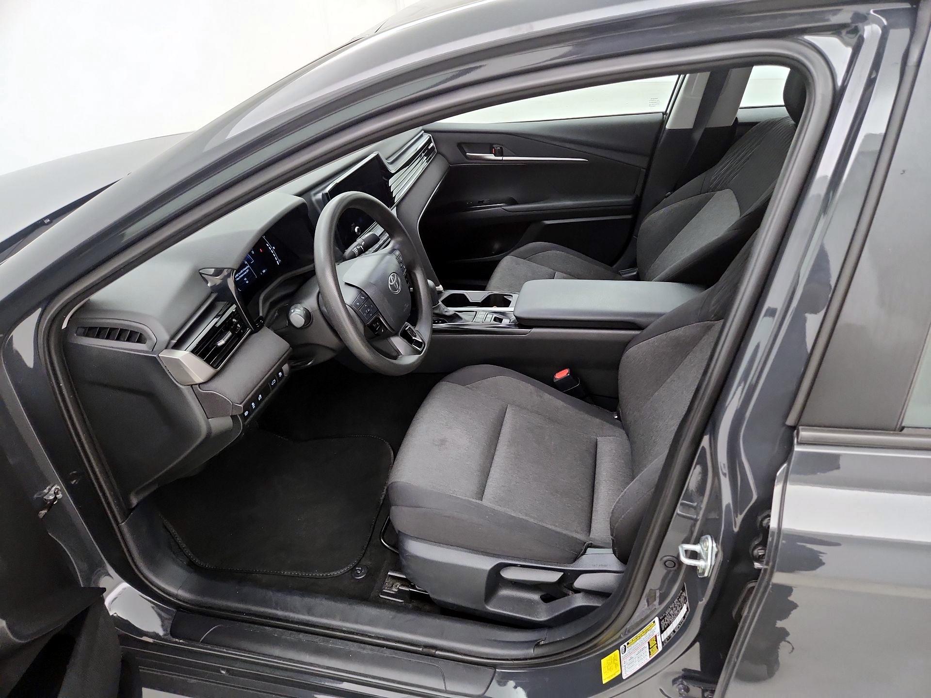 Thumbnail: 2025 Toyota Camry - 11