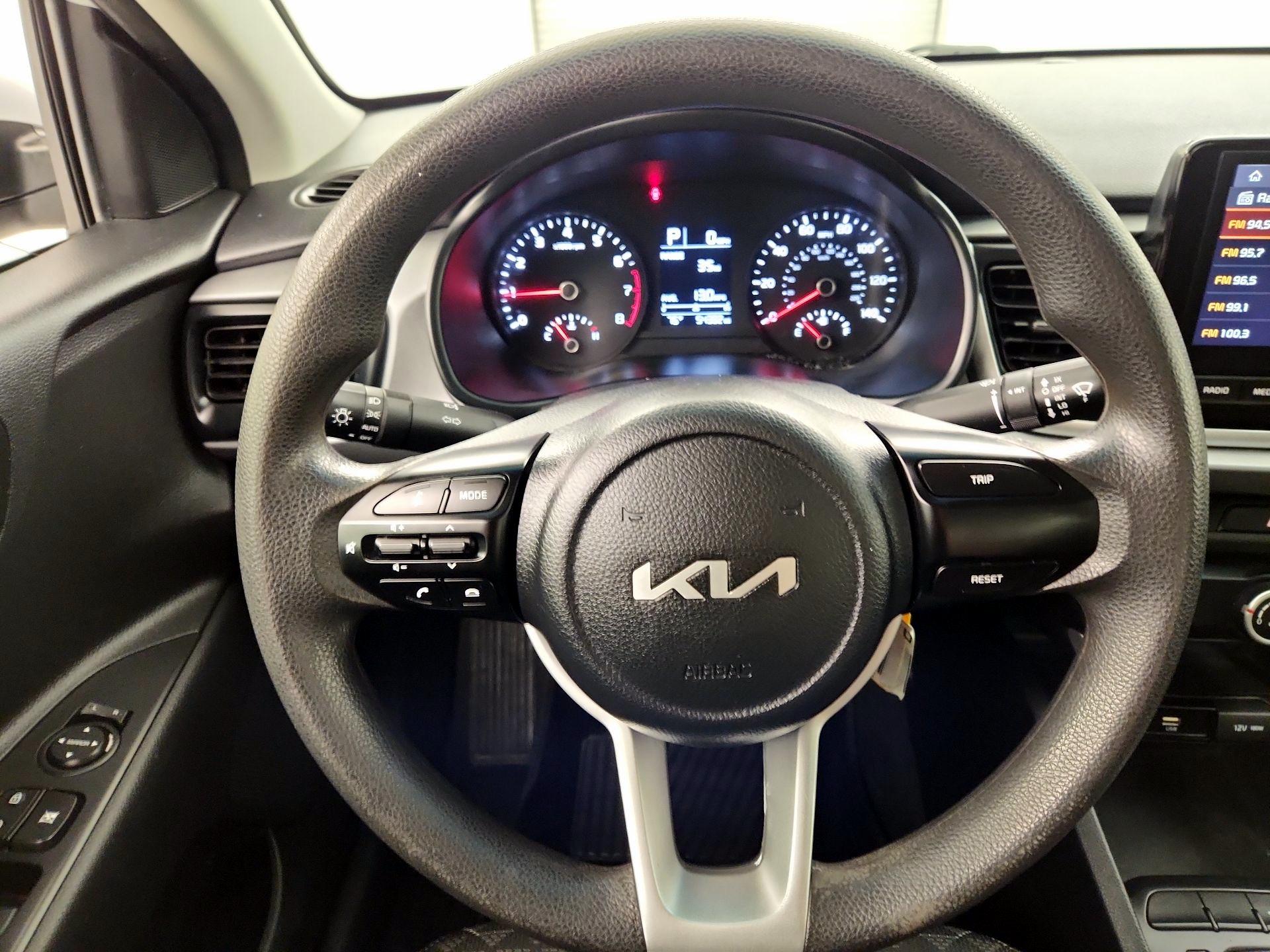 Thumbnail: 2023 Kia Rio - 10