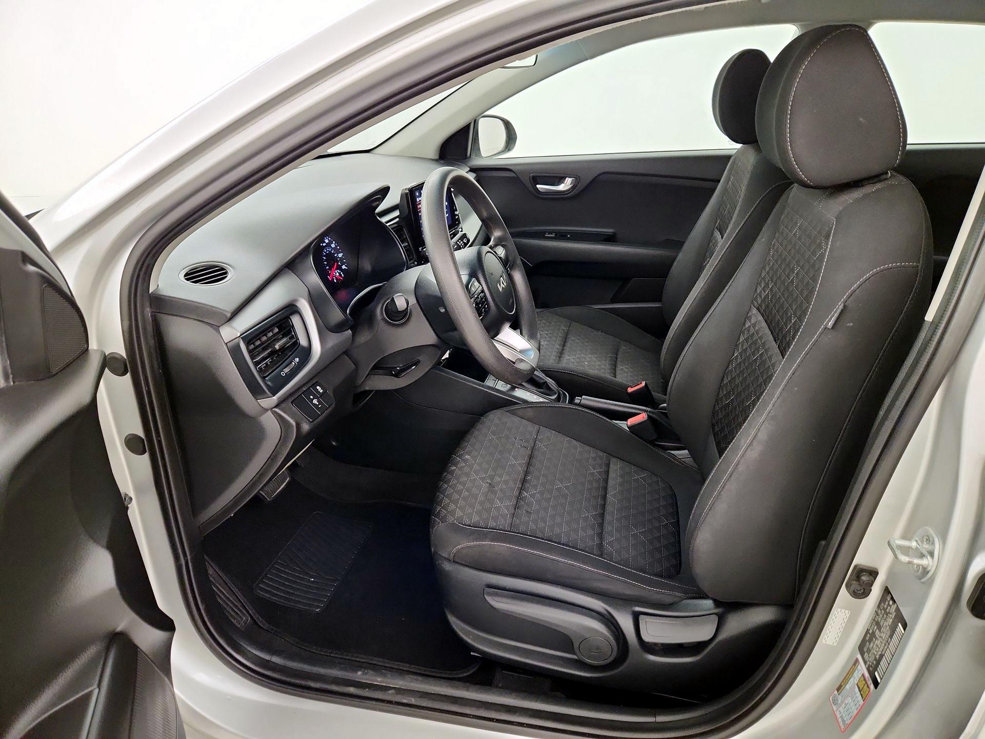 Thumbnail: 2023 Kia Rio - 11