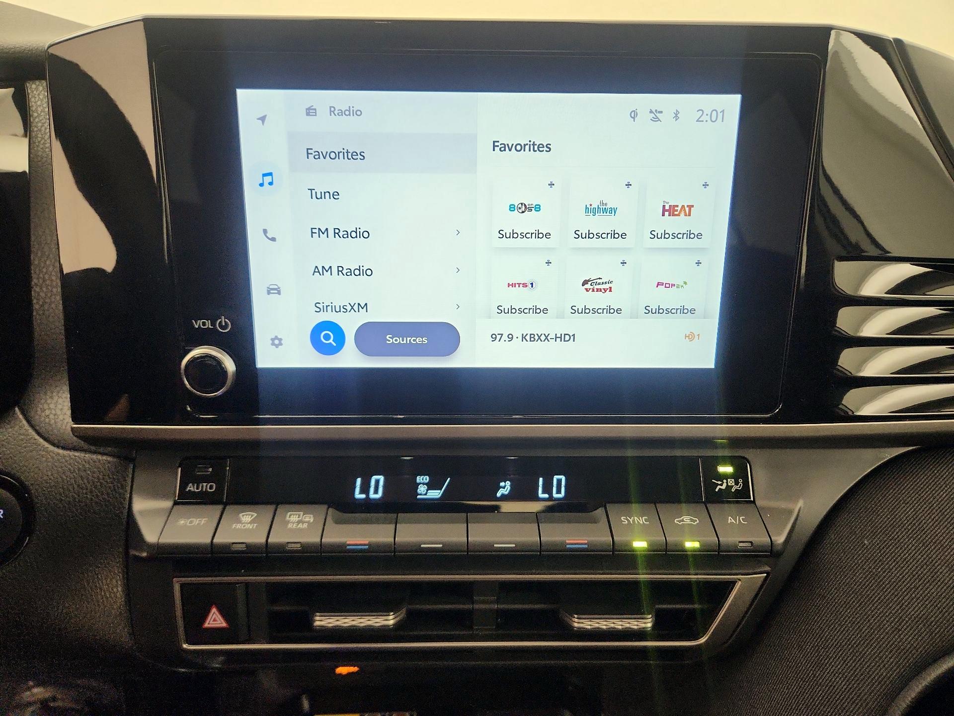 Thumbnail: 2025 Toyota Camry - 16