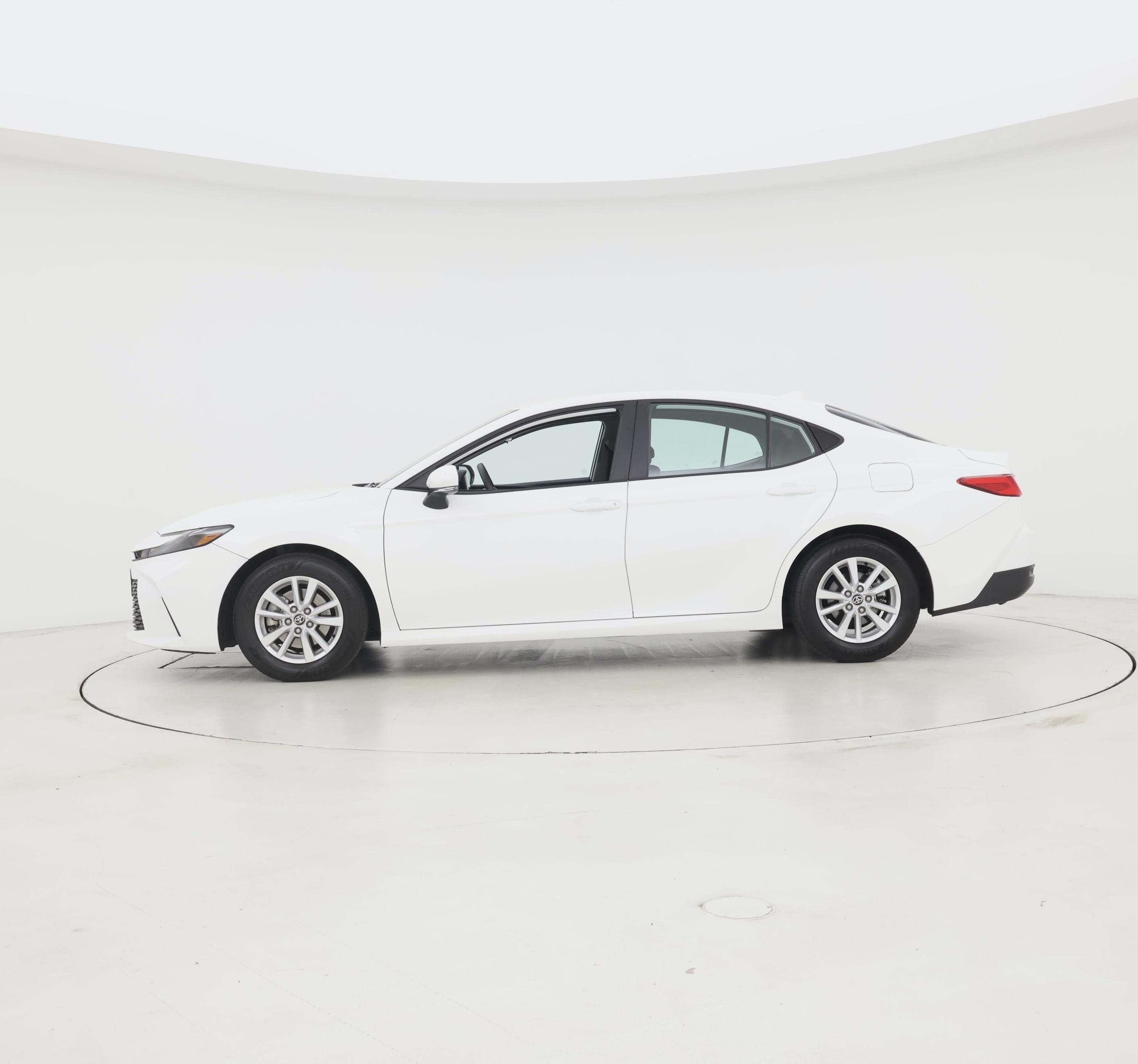 Thumbnail: 2025 Toyota Camry - 3