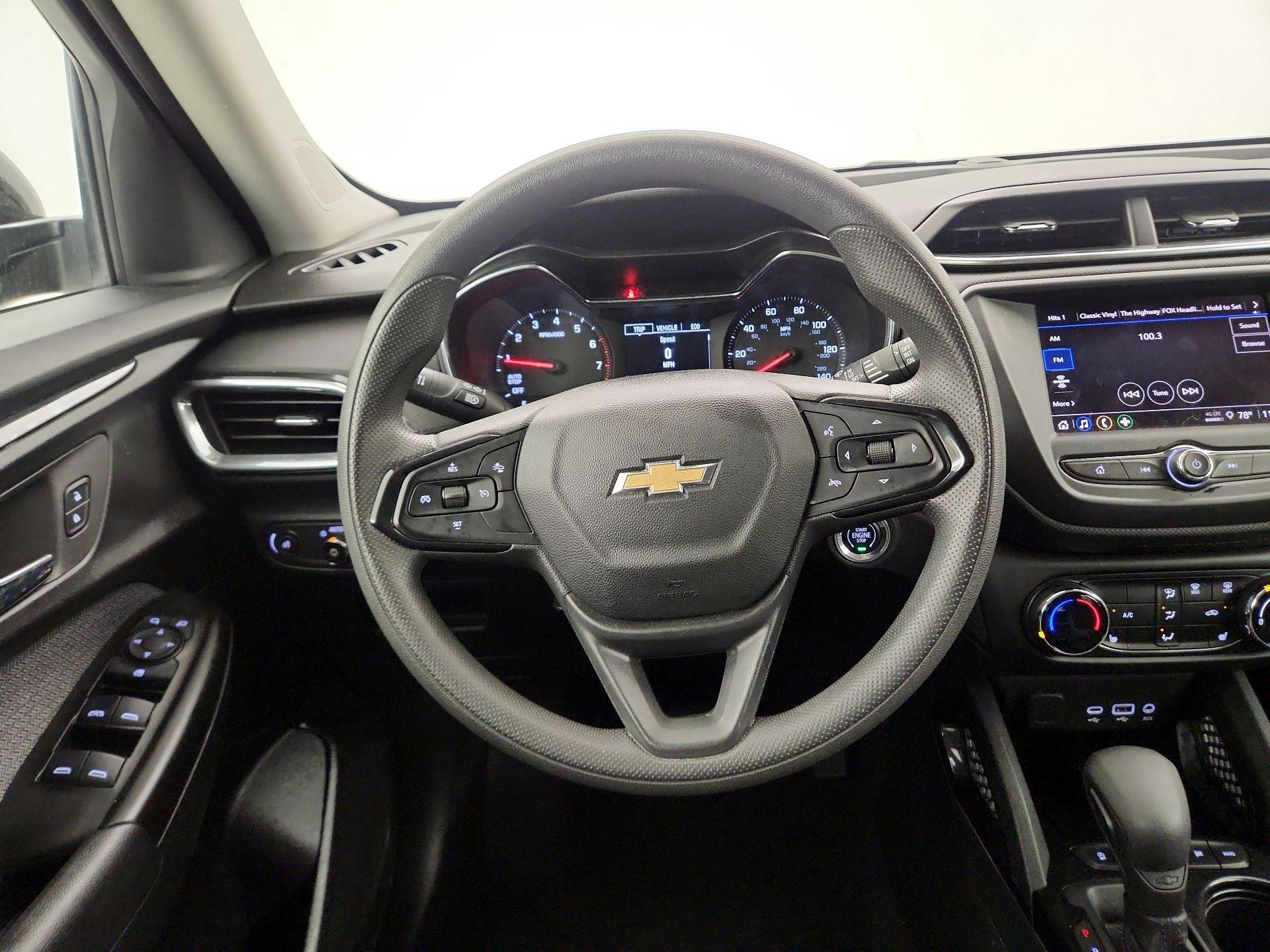 Thumbnail: 2023 Chevrolet TrailBlazer - 10