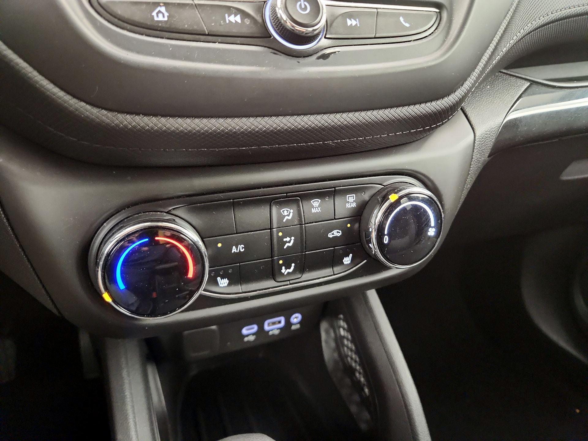 Thumbnail: 2023 Chevrolet TrailBlazer - 16