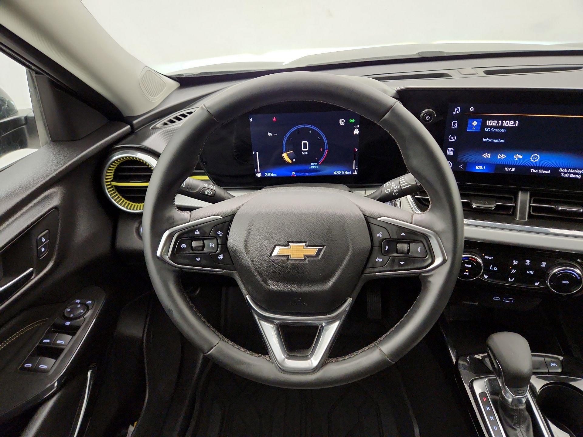 Thumbnail: 2025 Chevrolet Trax - 10