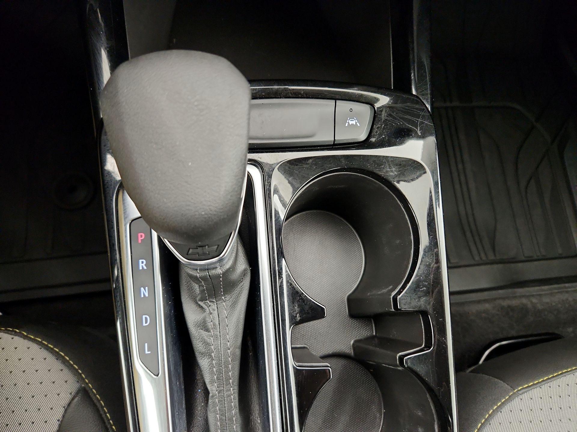 Thumbnail: 2025 Chevrolet Trax - 17