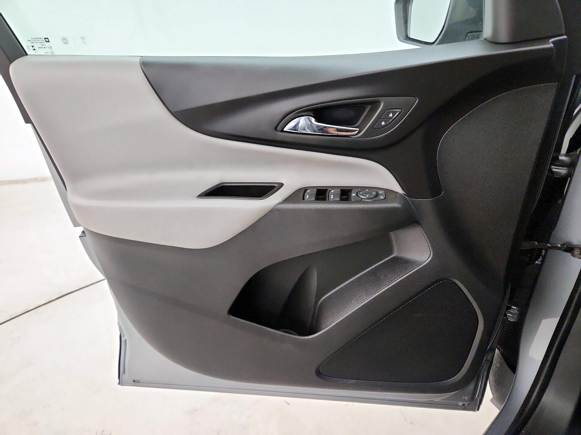 Thumbnail: 2023 Chevrolet Equinox - 12