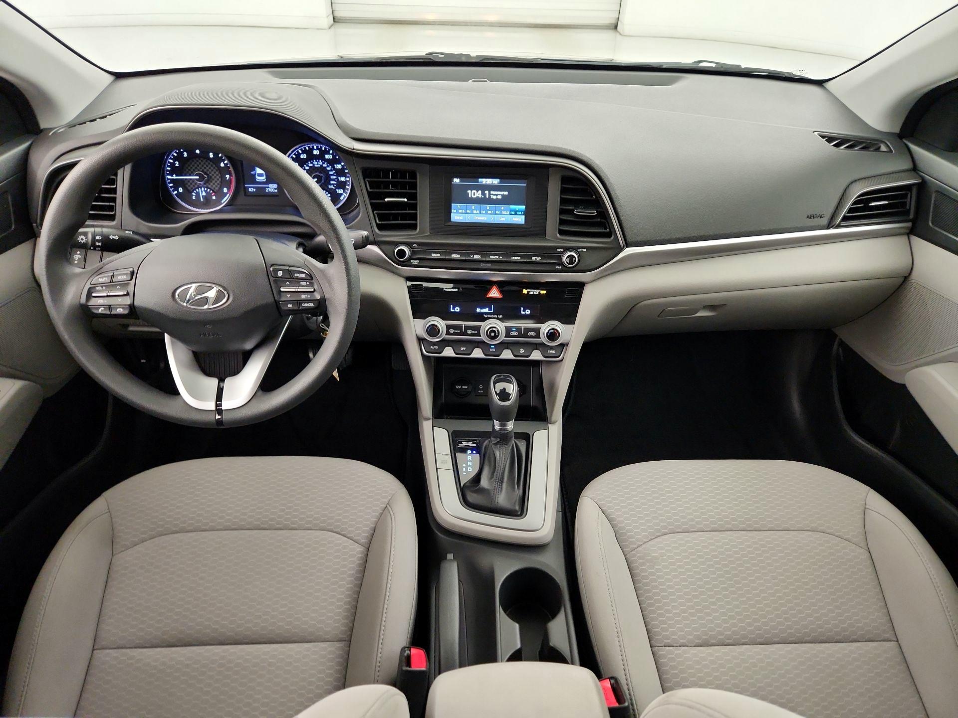 Thumbnail: 2020 Hyundai Elantra - 9