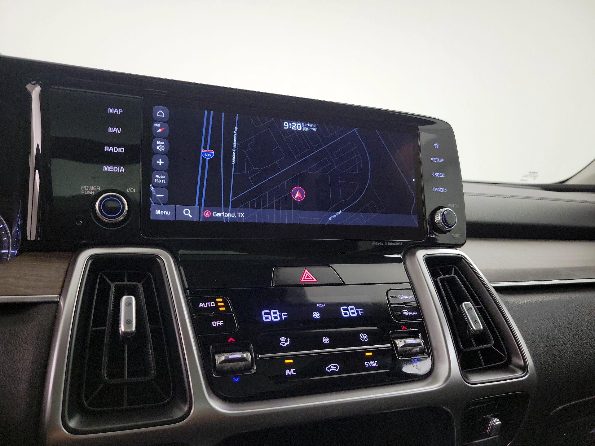 Thumbnail: 2023 Kia Sorento - 14