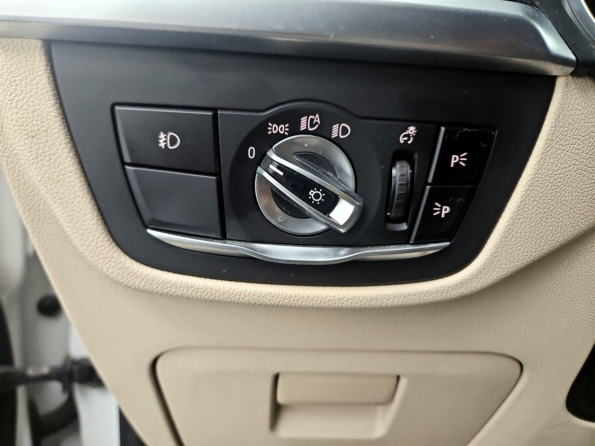 Thumbnail: 2019 BMW X3 - 13