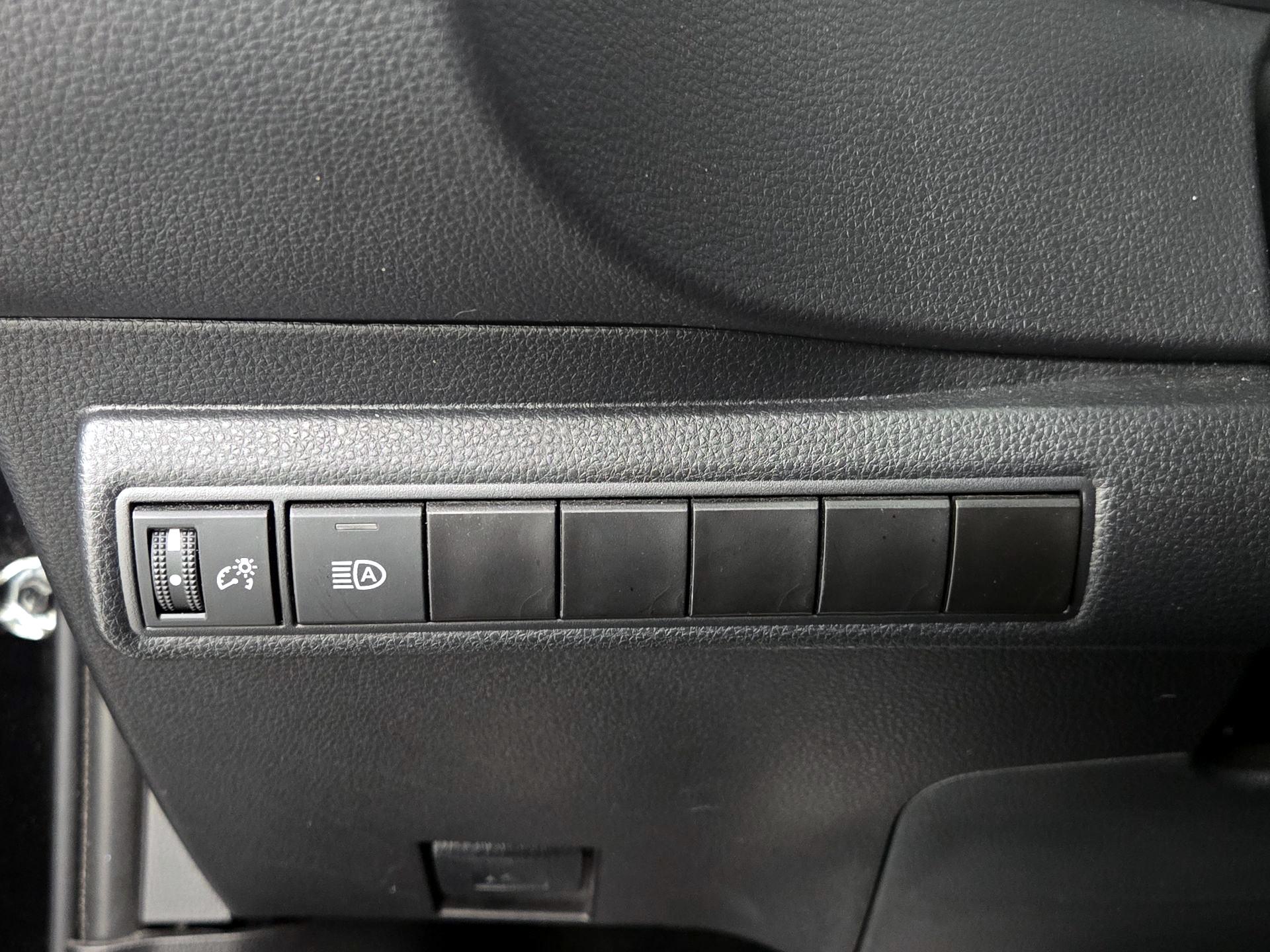 Thumbnail: 2024 Toyota Corolla - 13