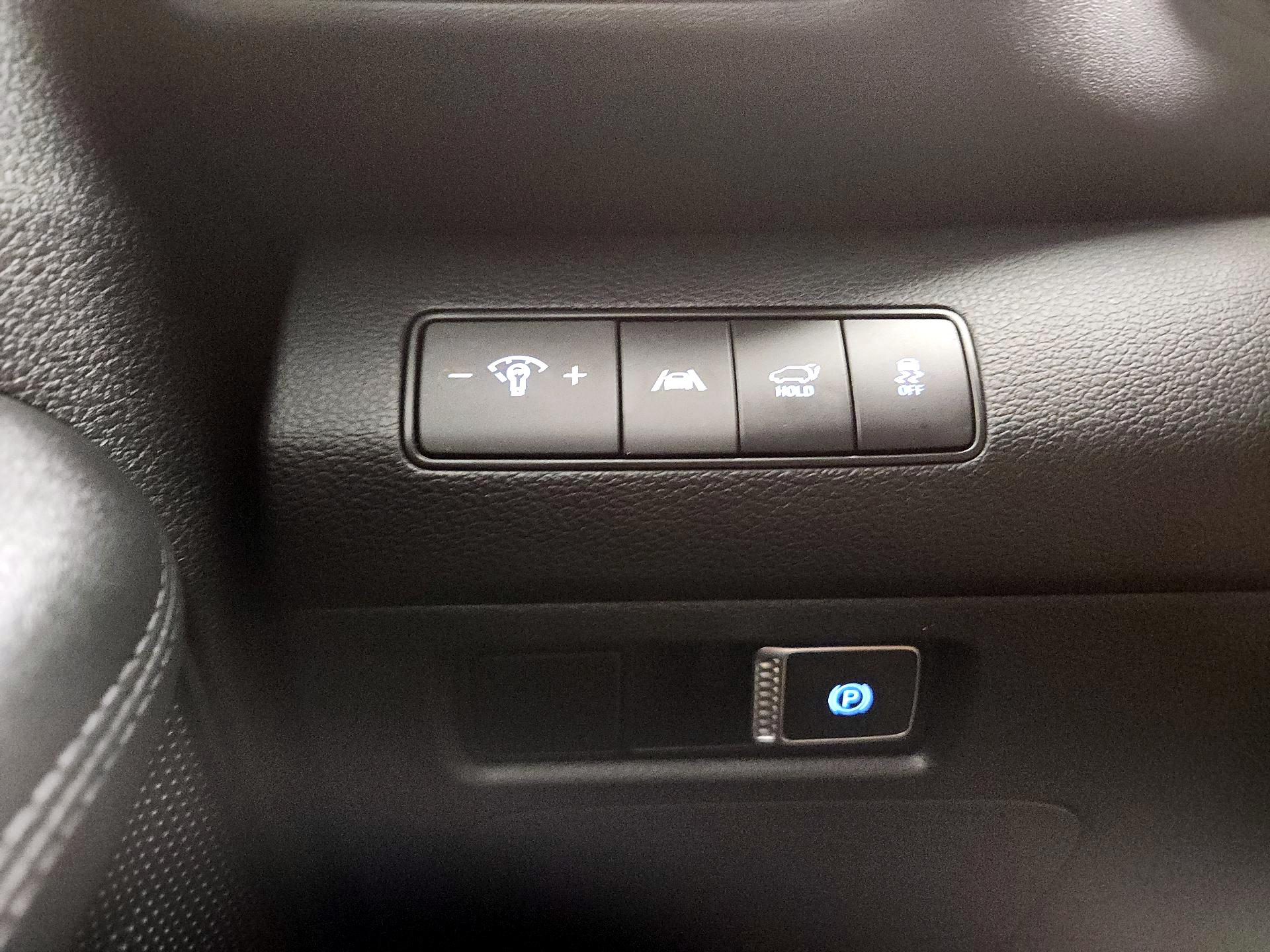 Thumbnail: 2023 Hyundai Santa Fe - 13