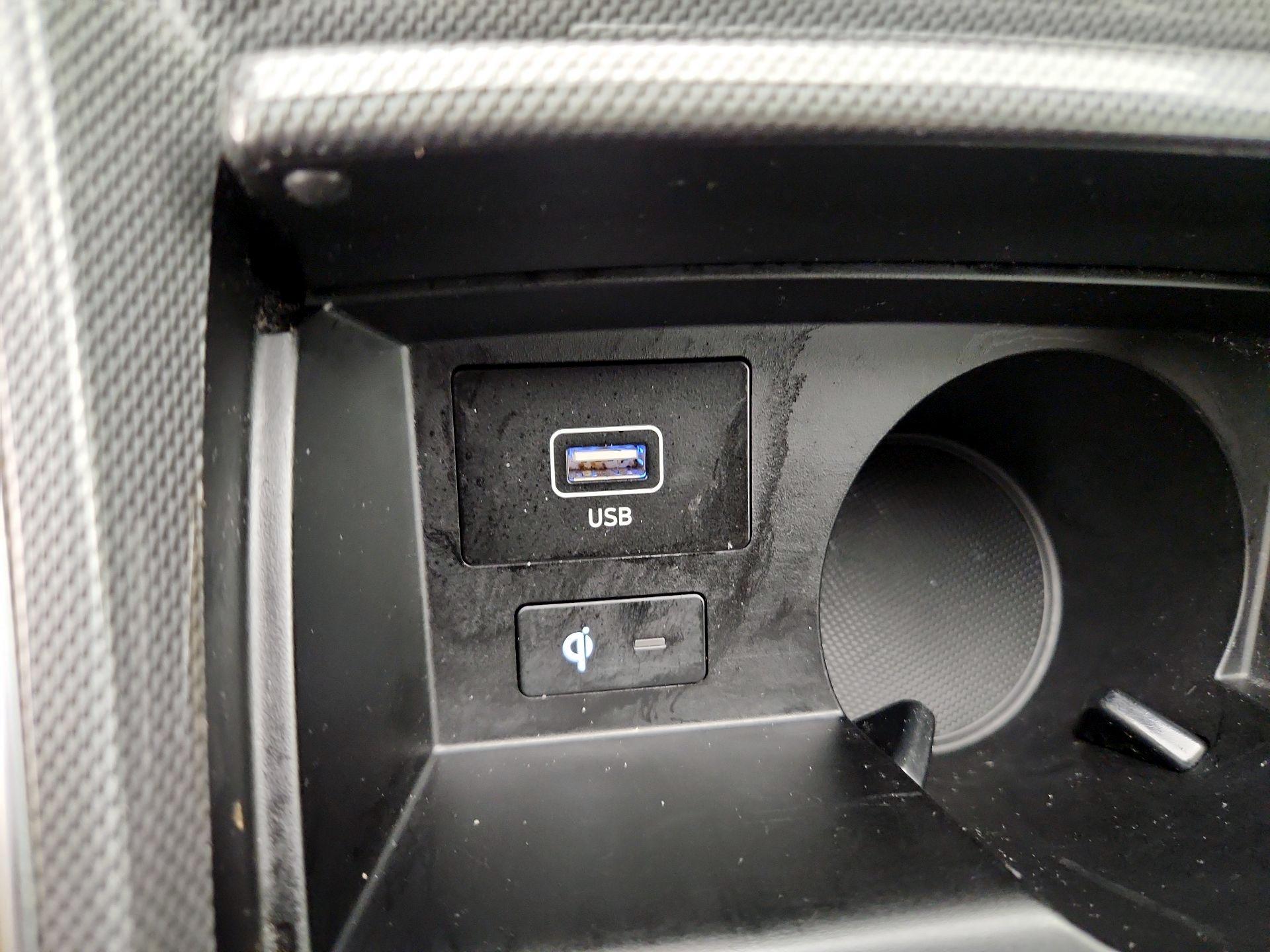 Thumbnail: 2023 Hyundai Santa Fe - 18