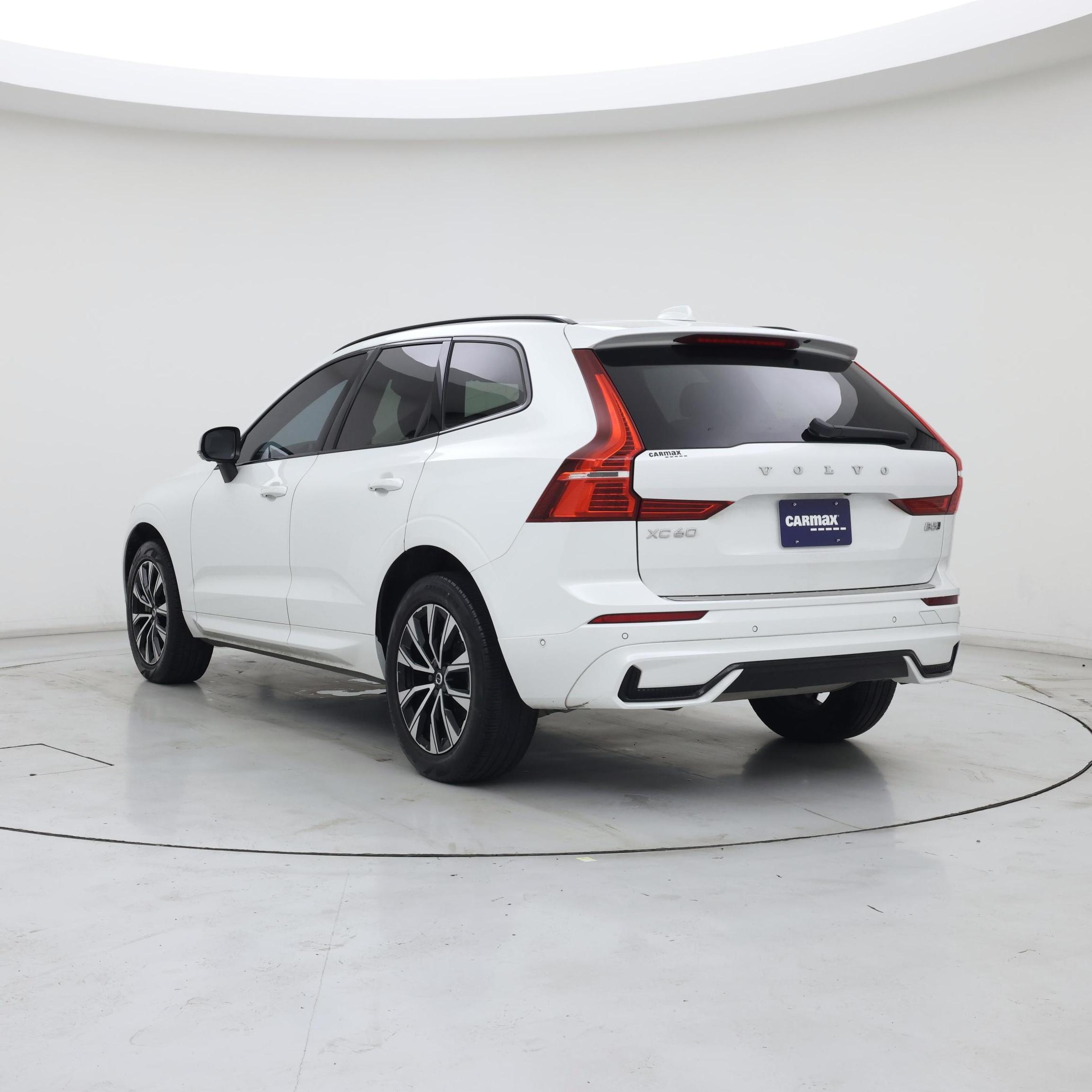 Thumbnail: 2024 Volvo XC60 - 2