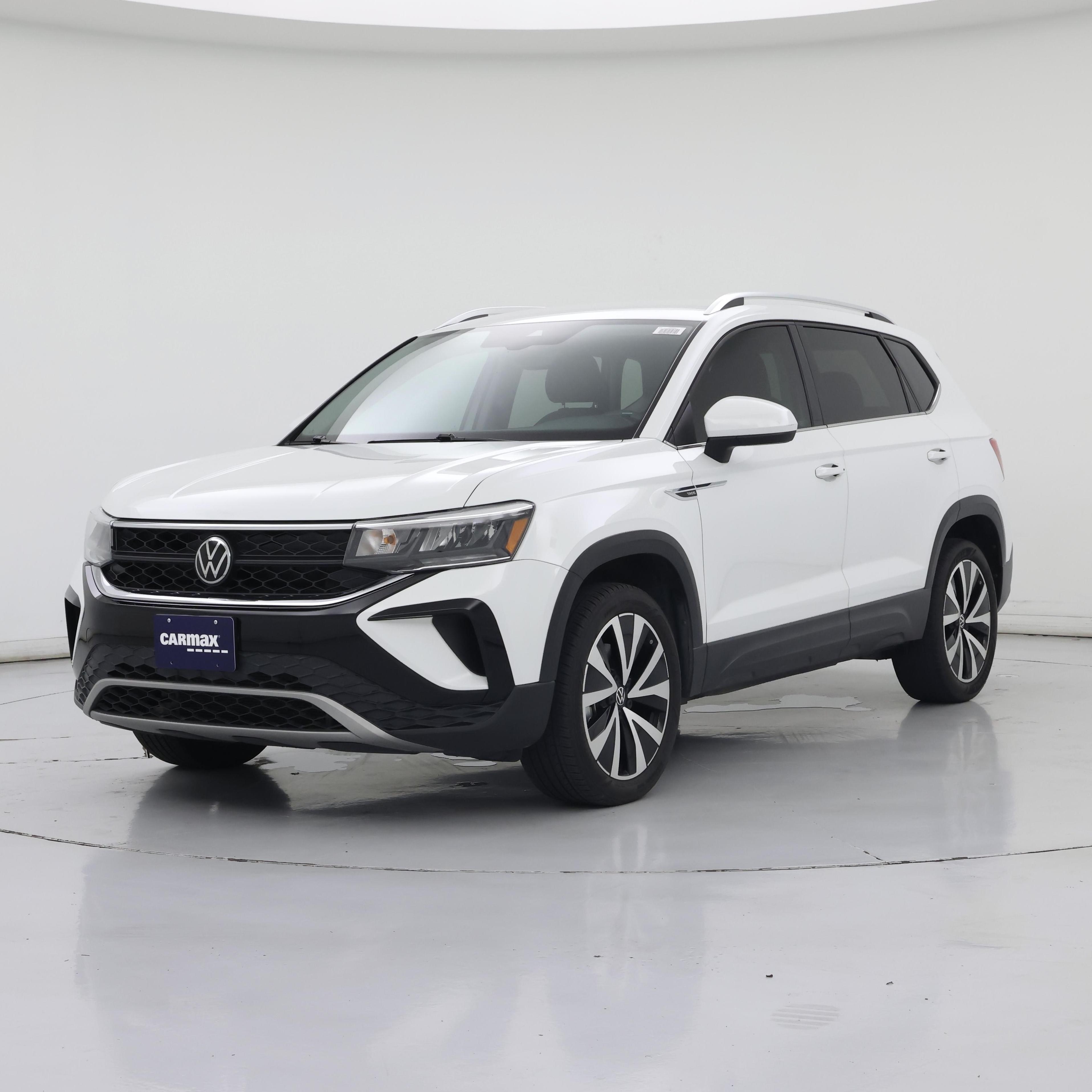 Thumbnail: 2022 Volkswagen Taos - 4