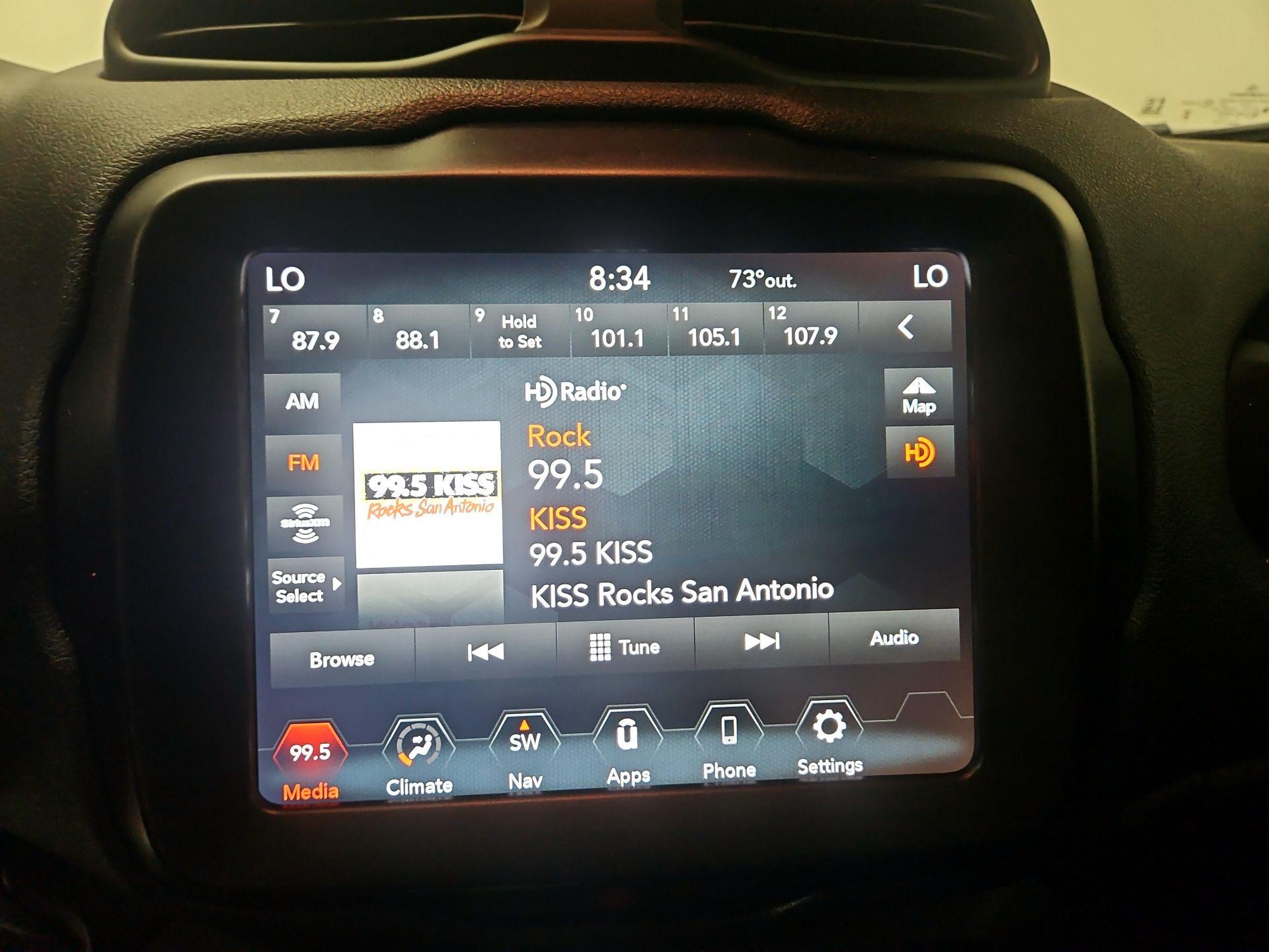 Thumbnail: 2022 Jeep Renegade - 16