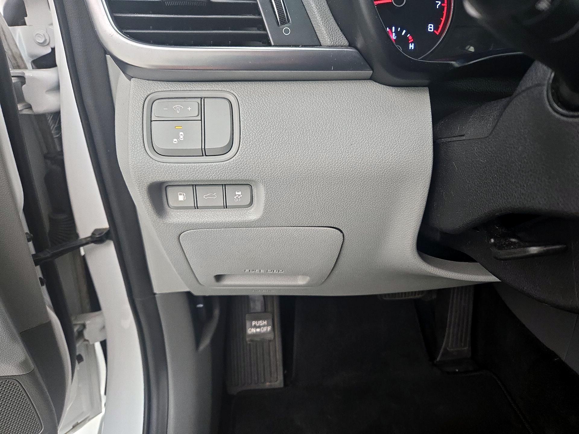 Thumbnail: 2018 Kia Optima - 13