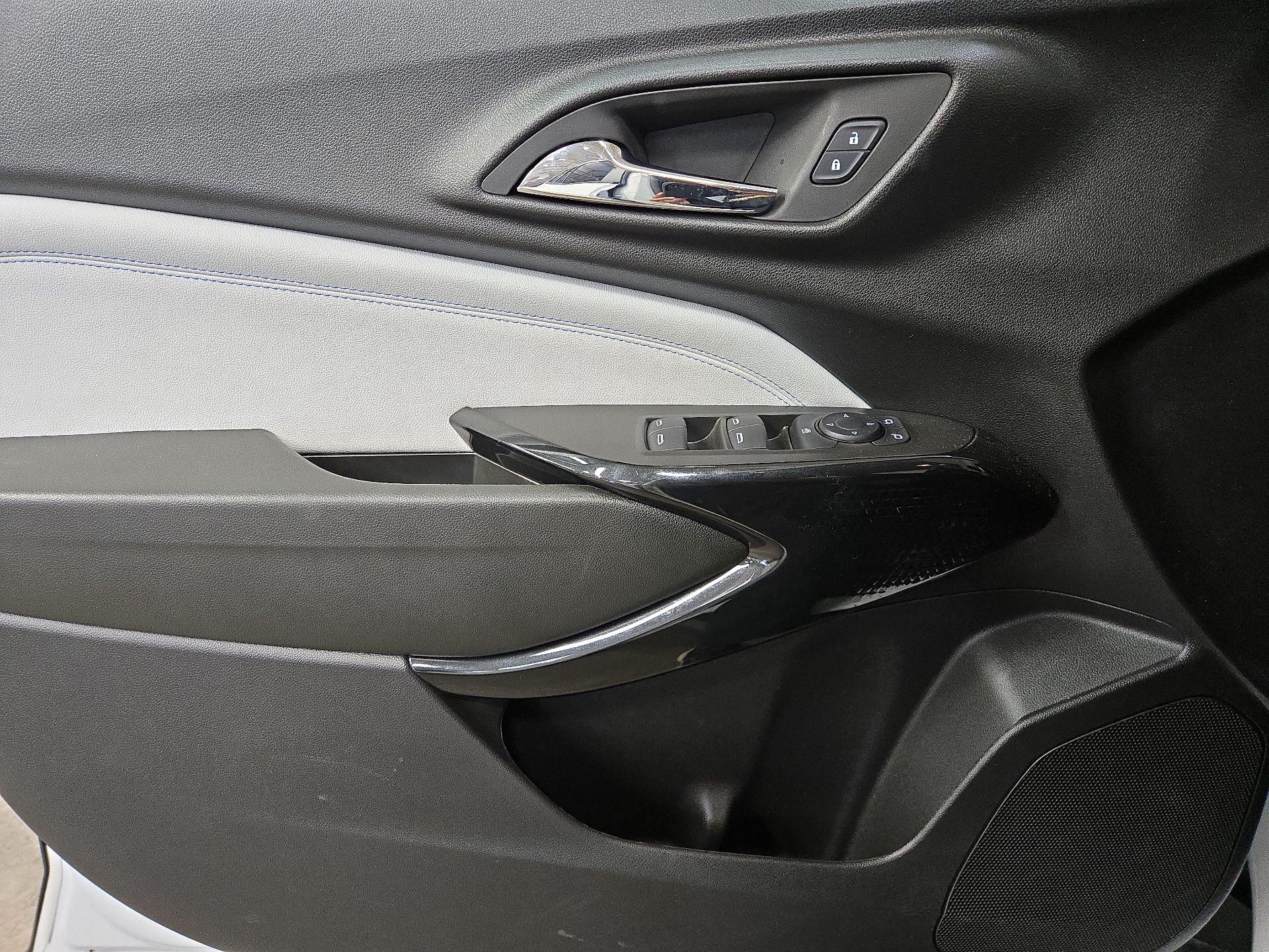 Thumbnail: 2026 Chevrolet Trax - 12