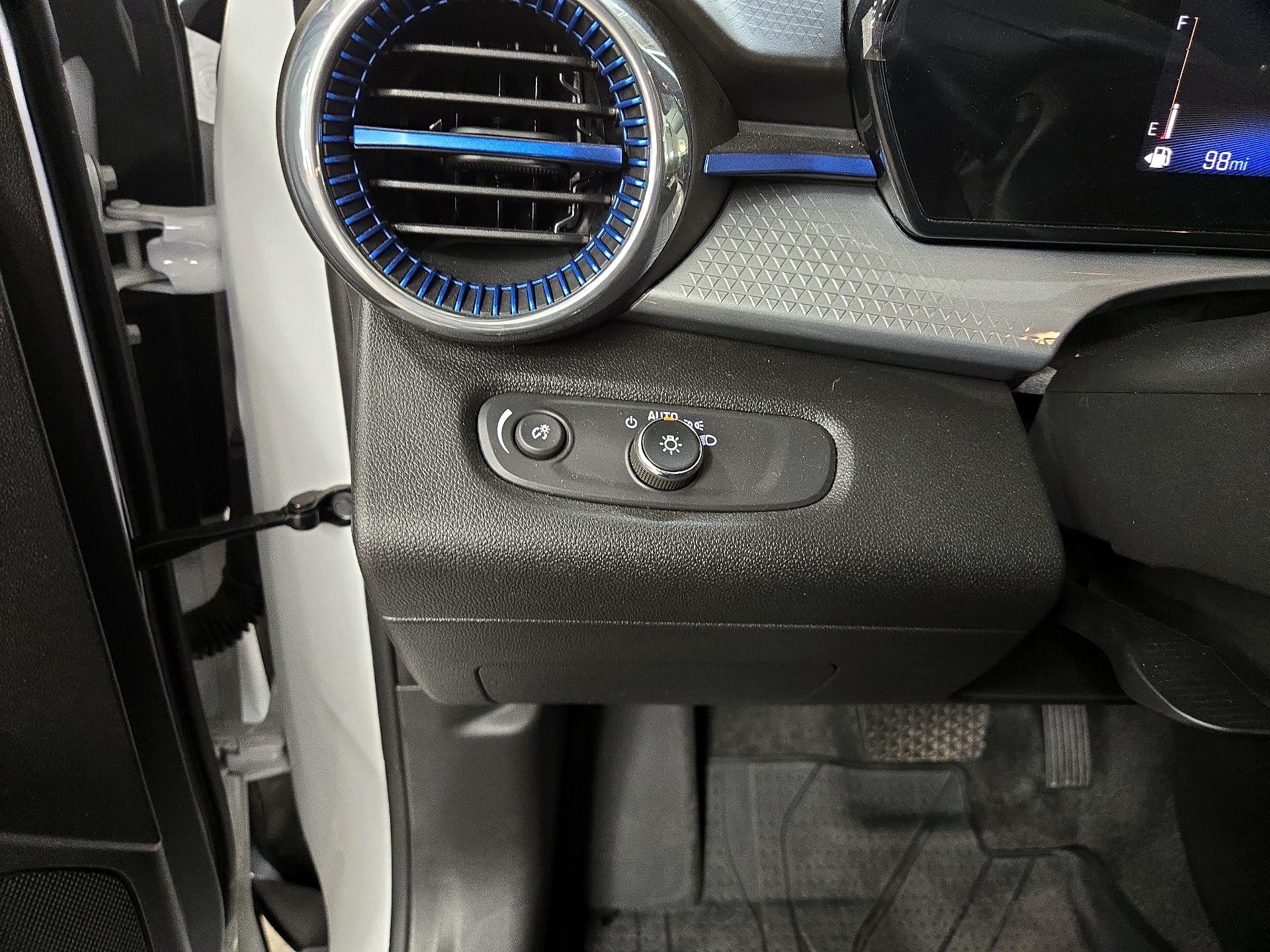 Thumbnail: 2026 Chevrolet Trax - 13
