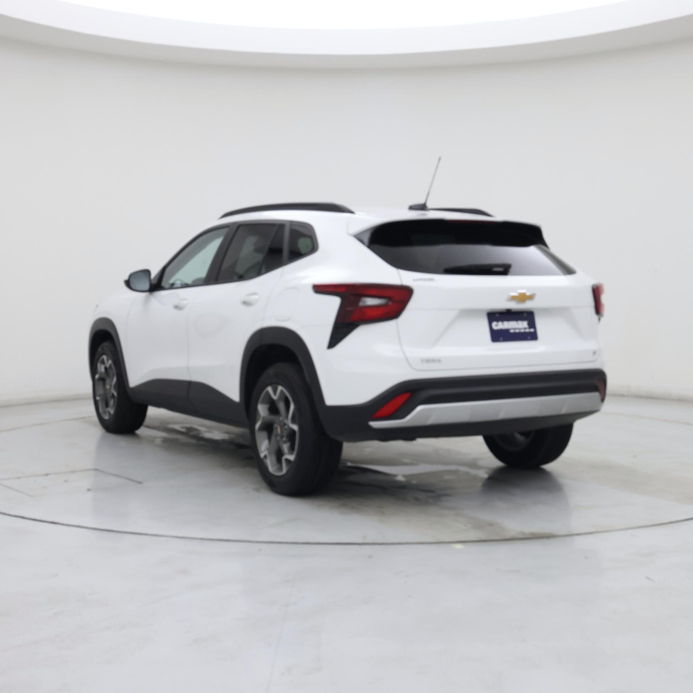 Thumbnail: 2026 Chevrolet Trax - 2