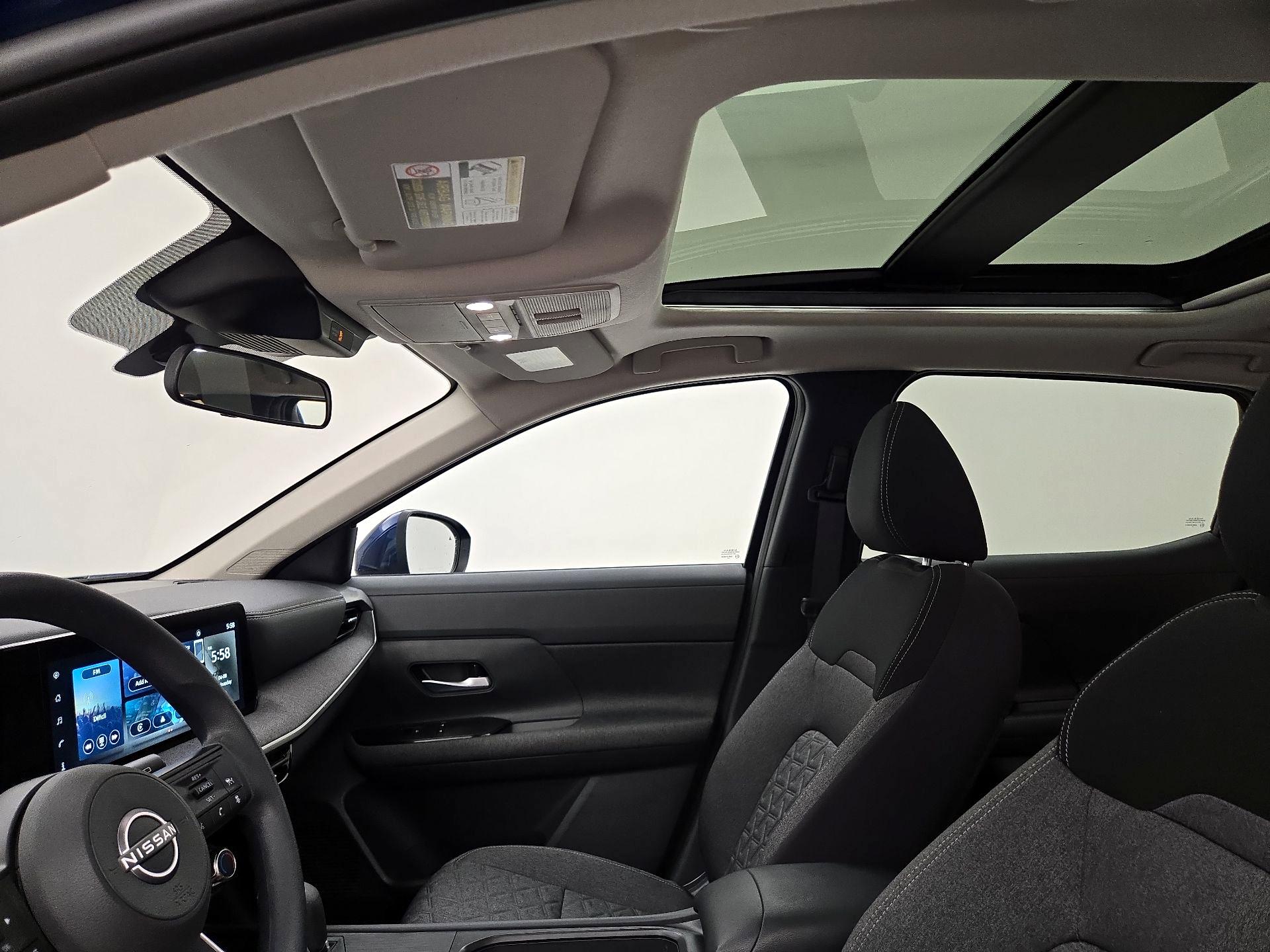 Thumbnail: 2025 Nissan Kicks - 19