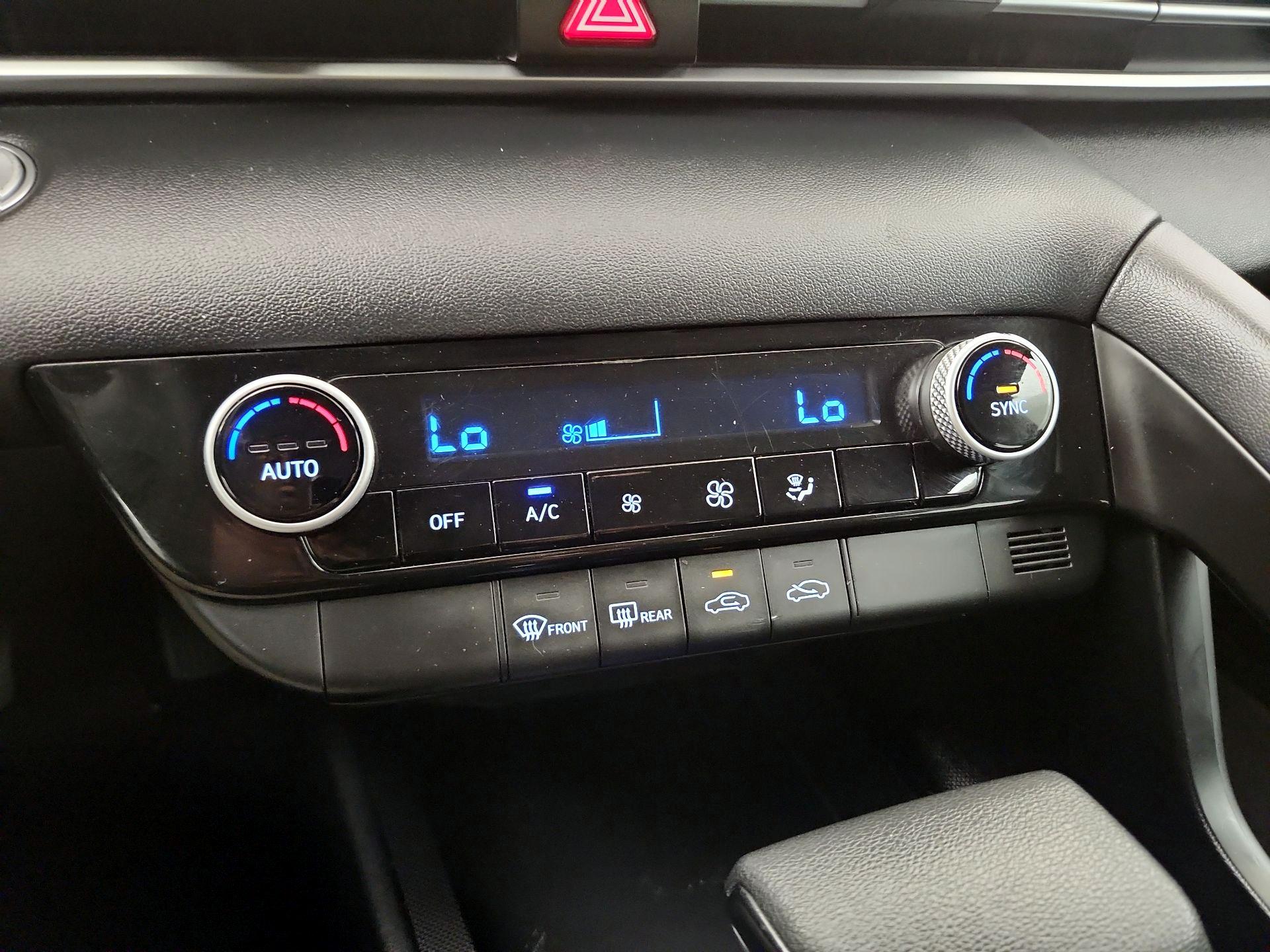 Thumbnail: 2022 Hyundai Elantra - 14