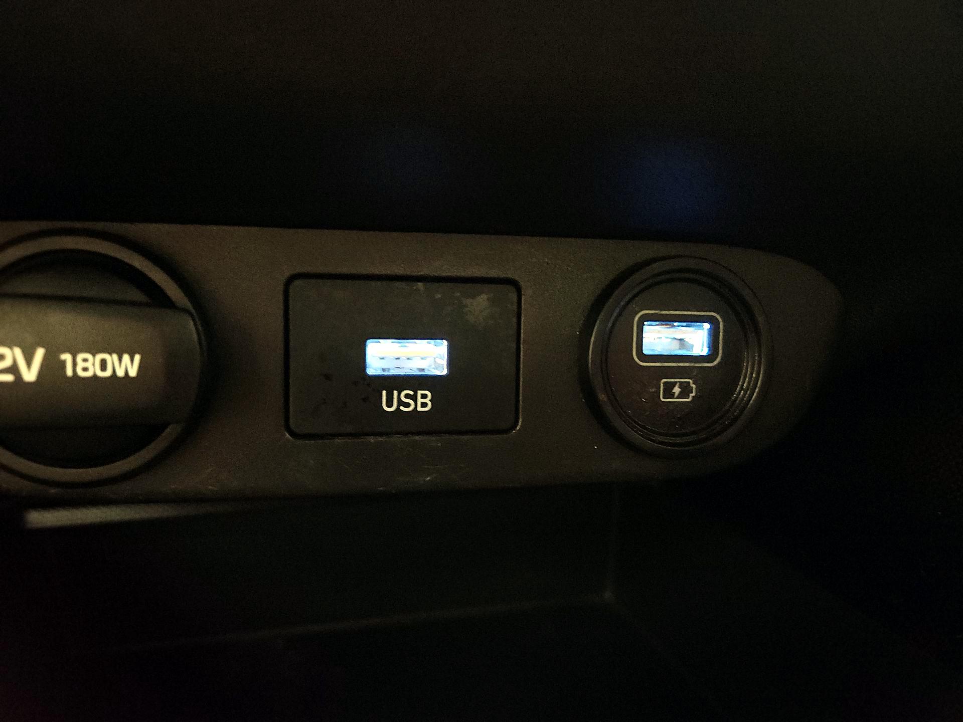 Thumbnail: 2022 Hyundai Elantra - 16