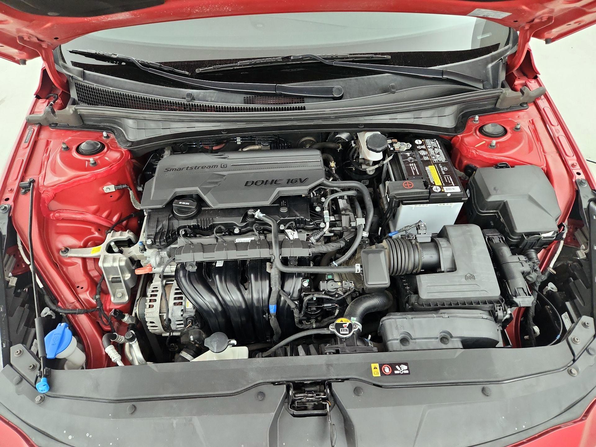 Thumbnail: 2022 Hyundai Elantra - 19