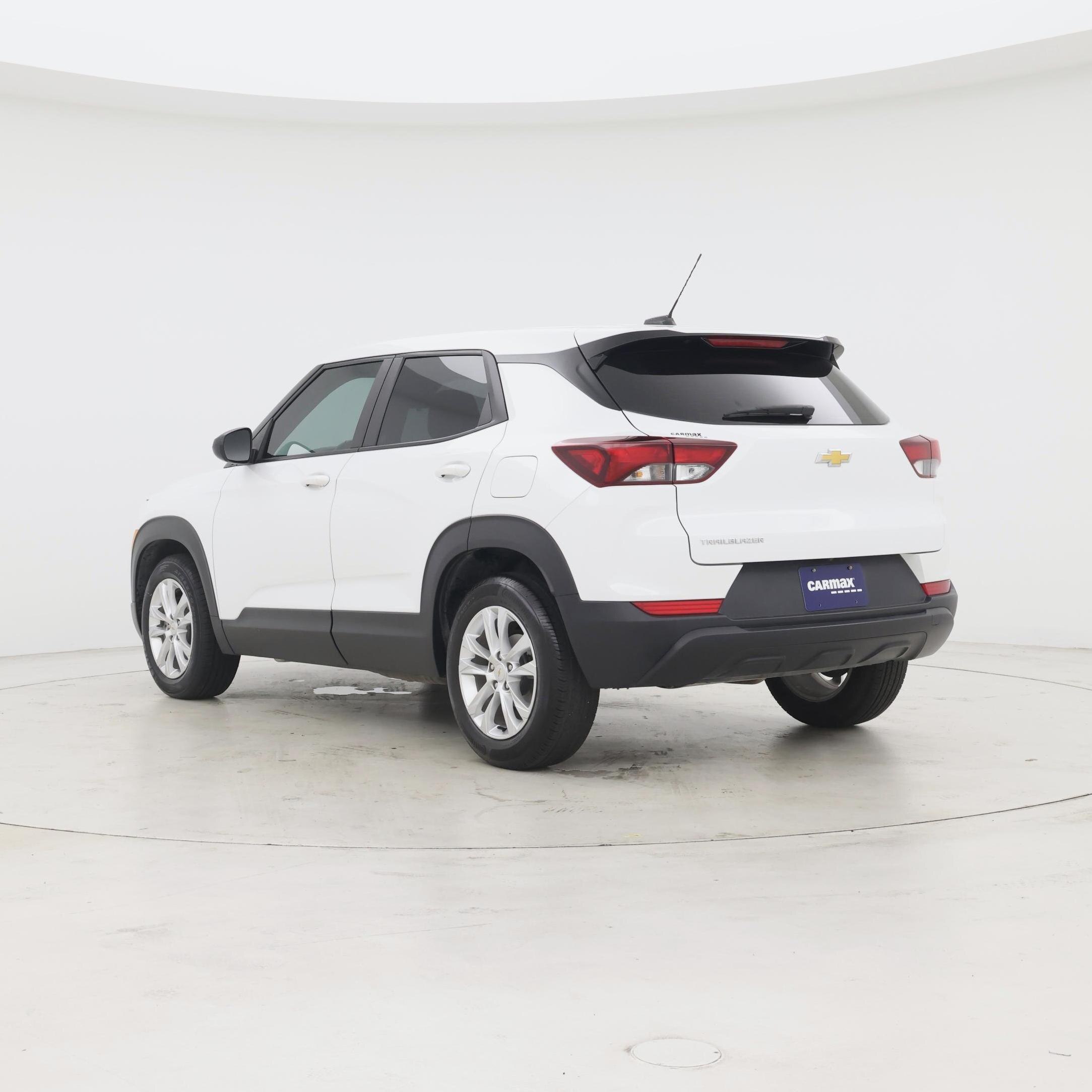 Thumbnail: 2023 Chevrolet TrailBlazer - 2