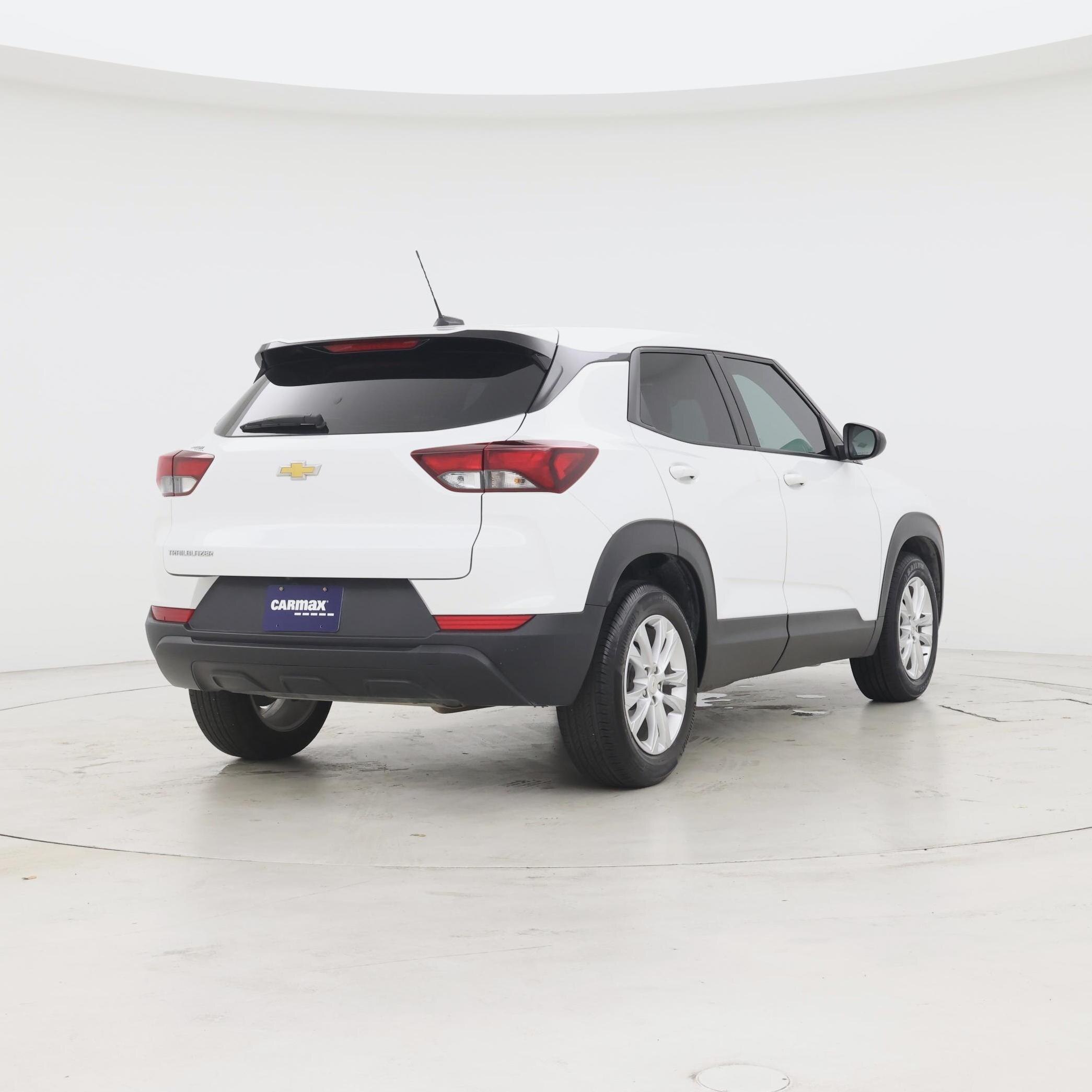 Thumbnail: 2023 Chevrolet TrailBlazer - 8