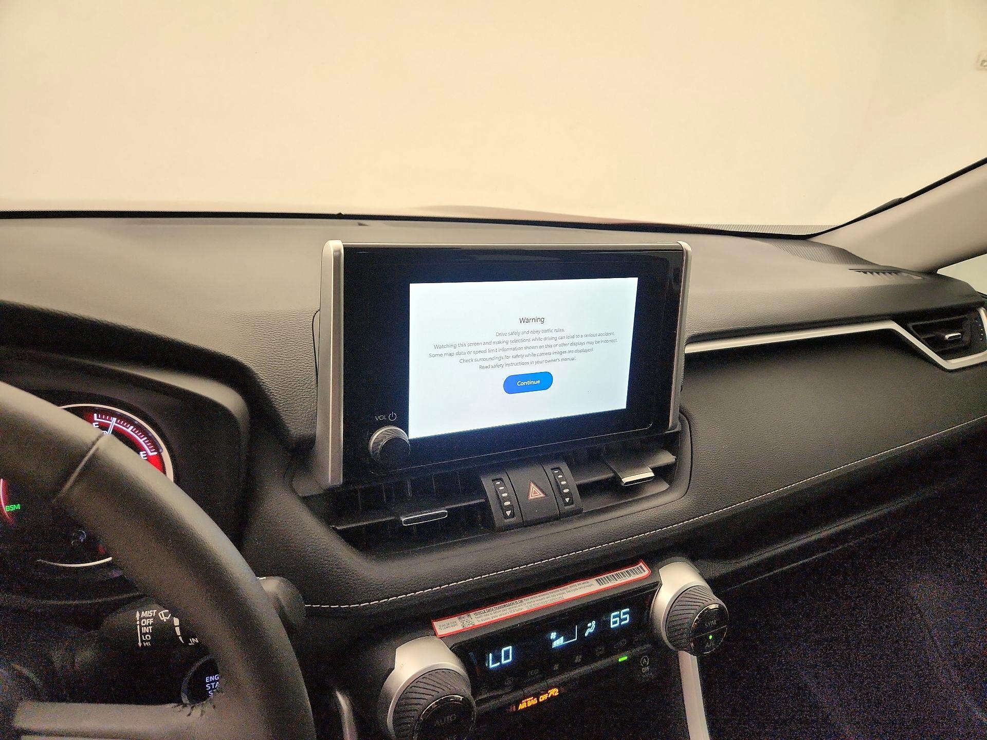 Thumbnail: 2025 Toyota RAV4 - 13