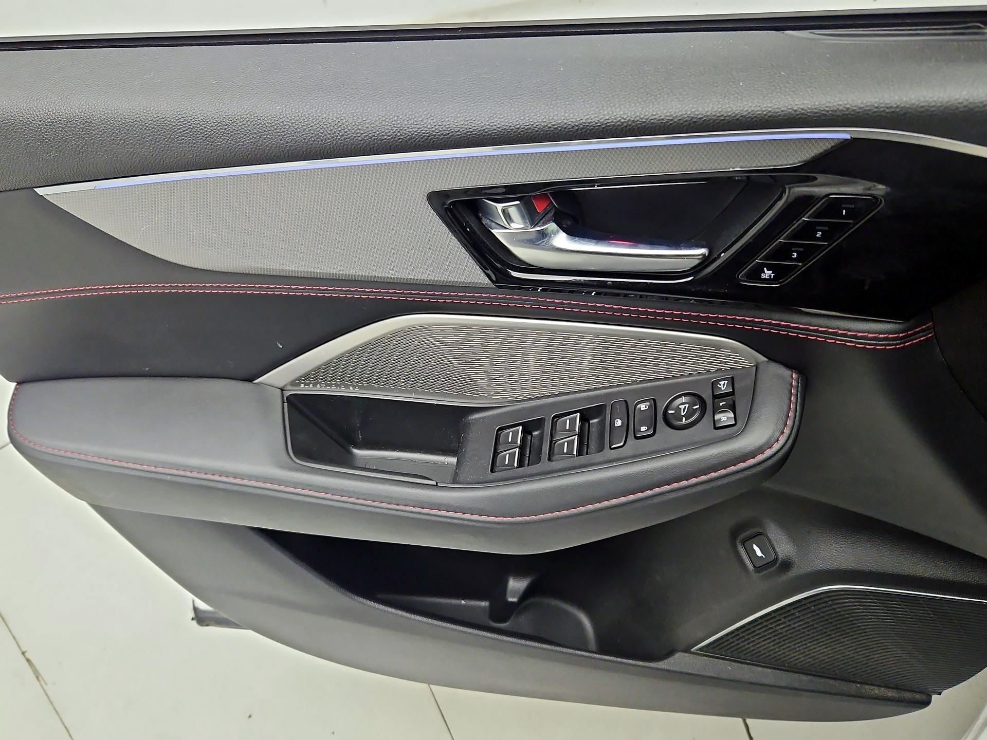 Thumbnail: 2022 Acura MDX - 12