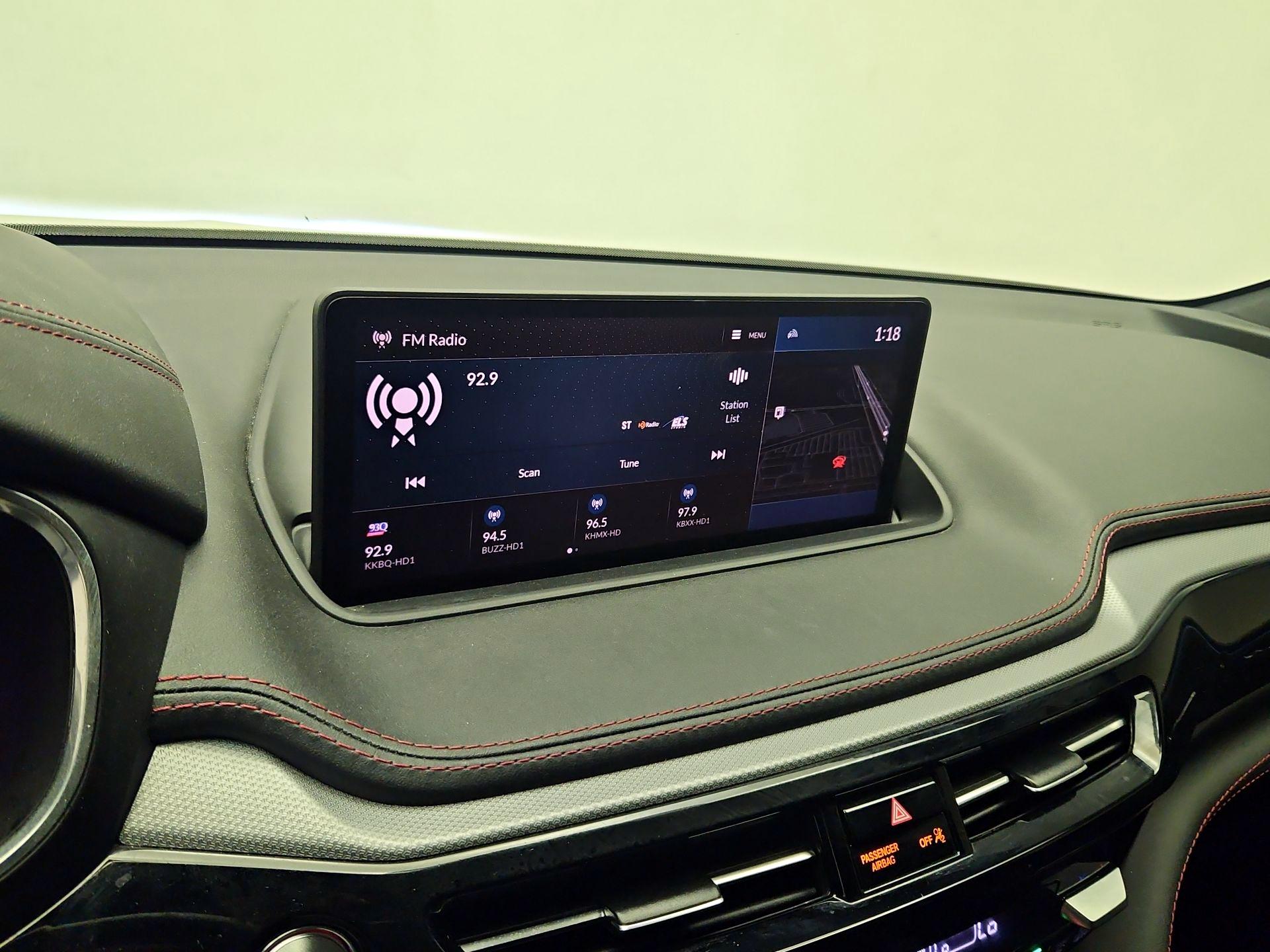 Thumbnail: 2022 Acura MDX - 16