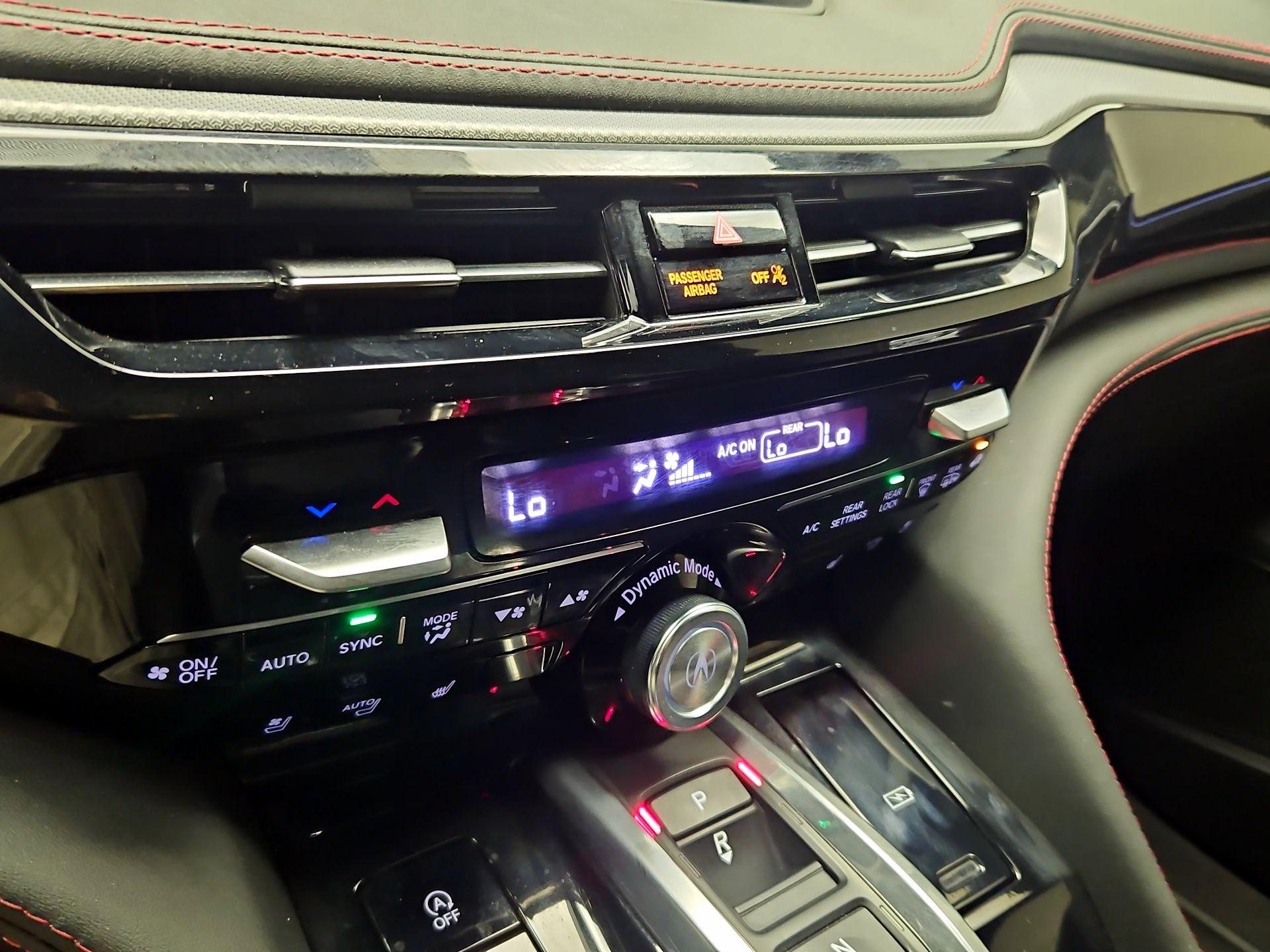 Thumbnail: 2022 Acura MDX - 17