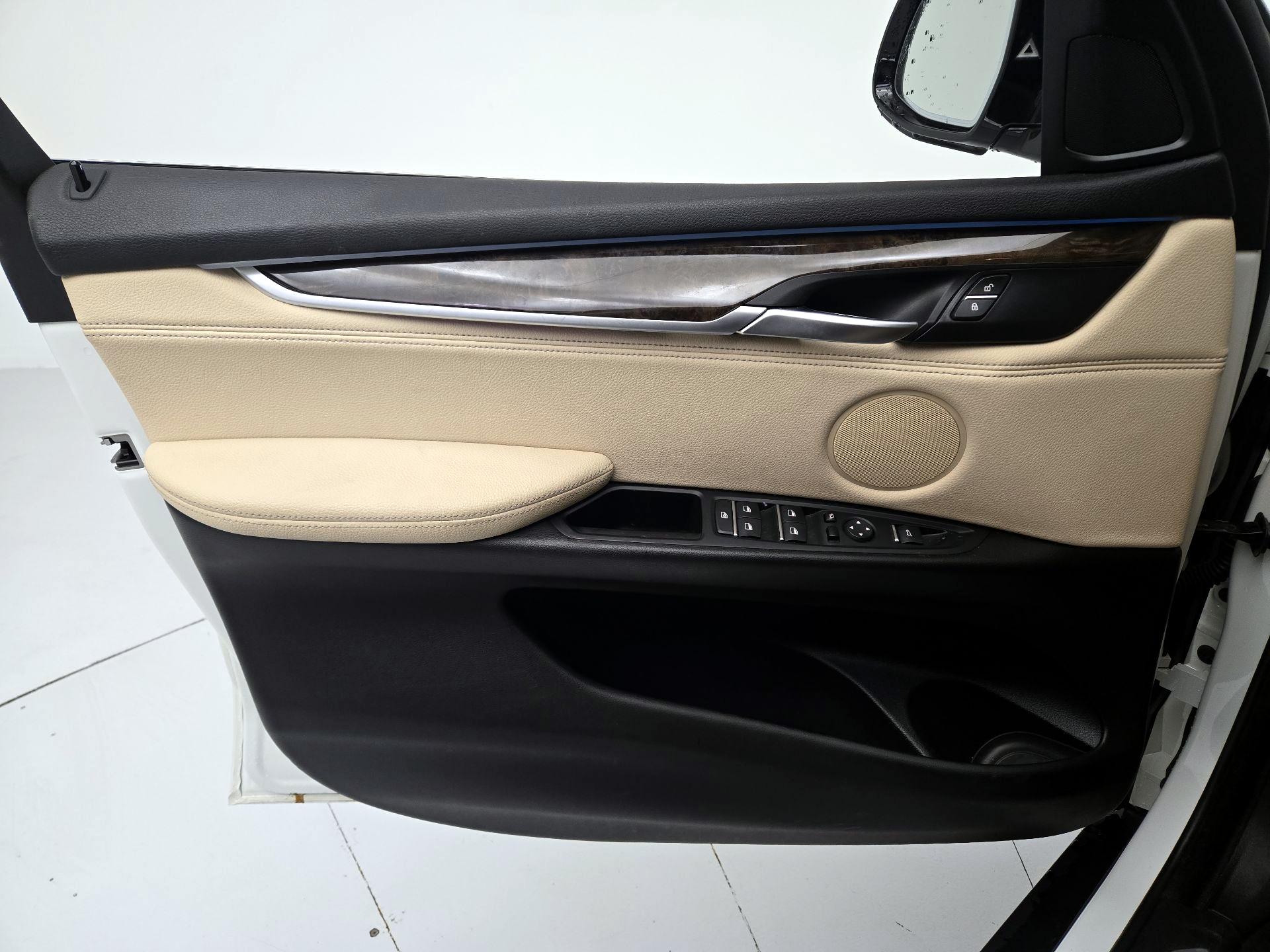 Thumbnail: 2018 BMW X5 - 12
