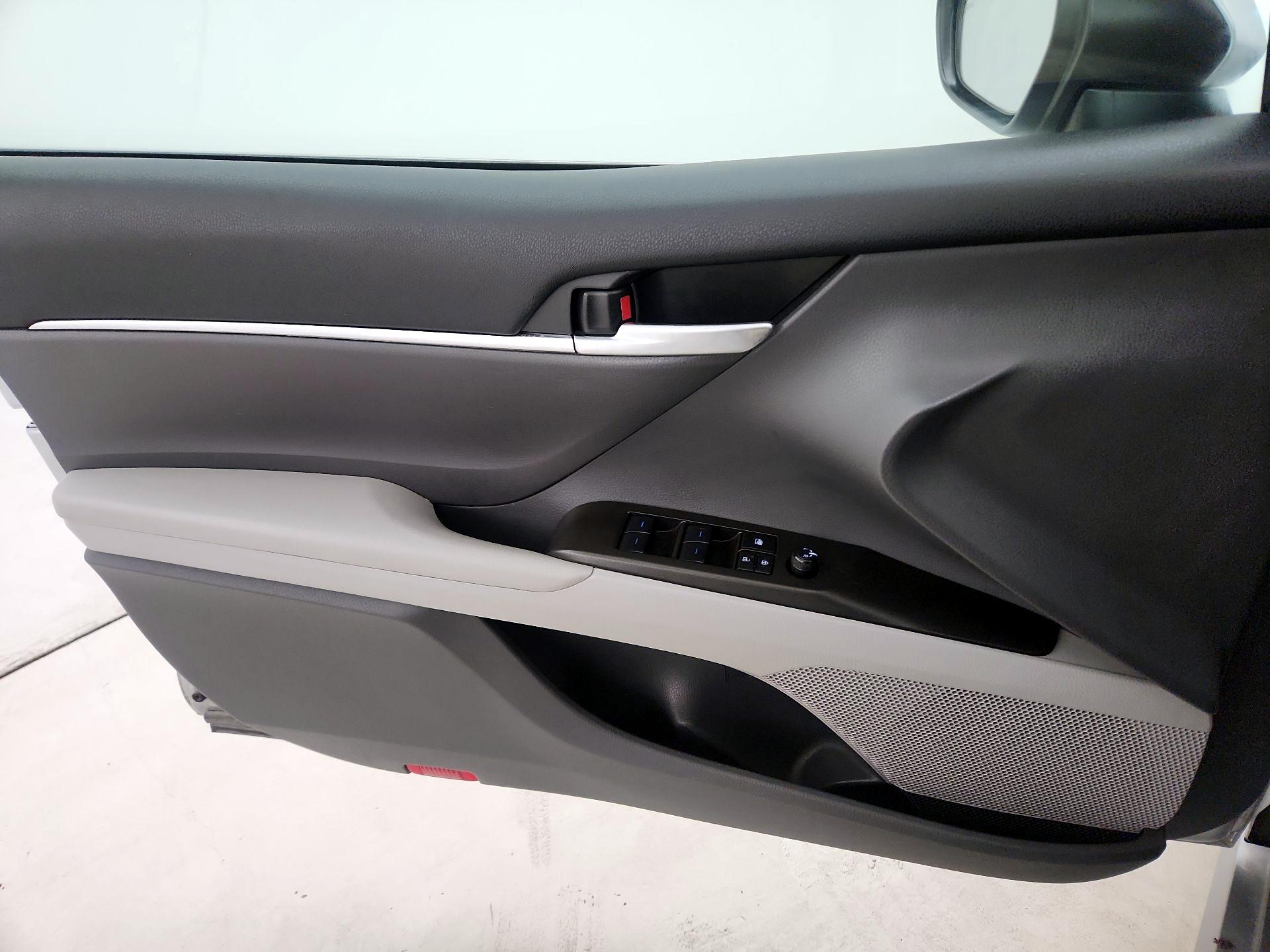 Thumbnail: 2024 Toyota Camry - 12