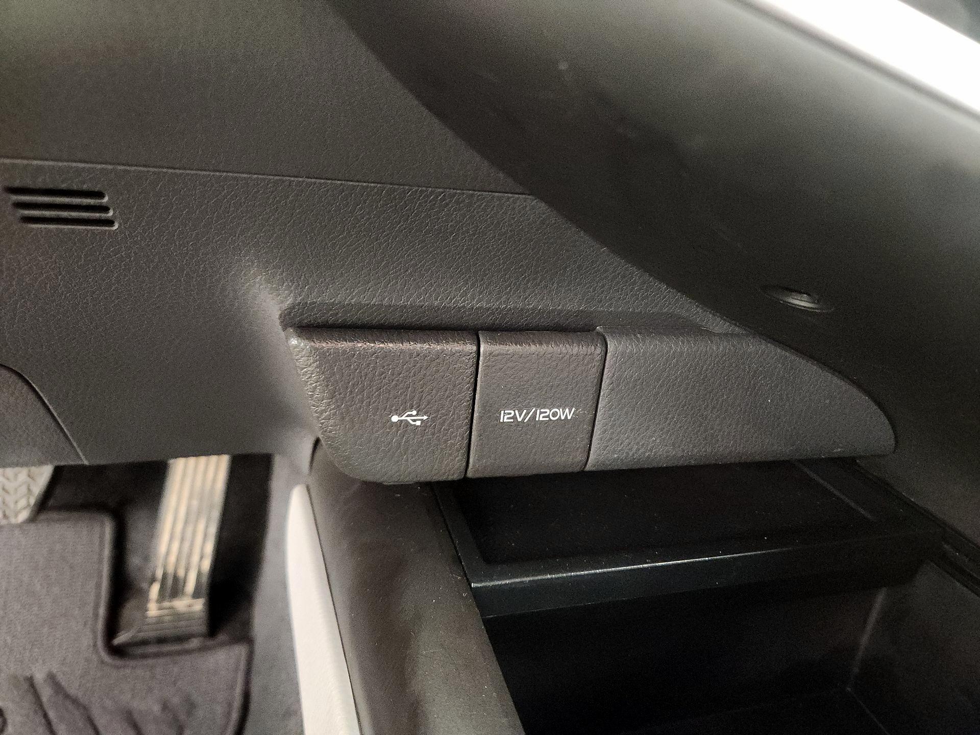 Thumbnail: 2024 Toyota Camry - 18