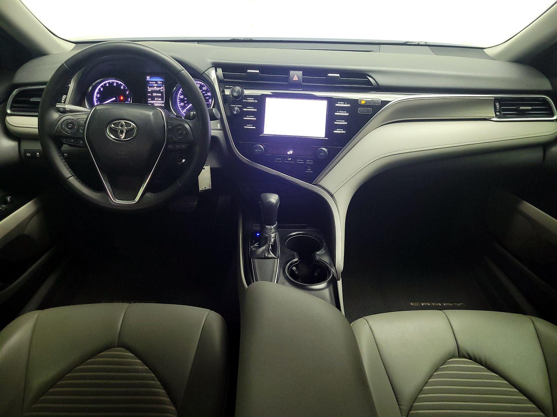 Thumbnail: 2018 Toyota Camry - 9