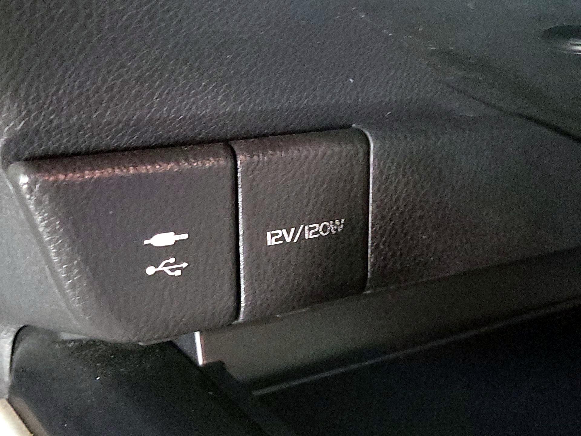 Thumbnail: 2018 Toyota Camry - 18