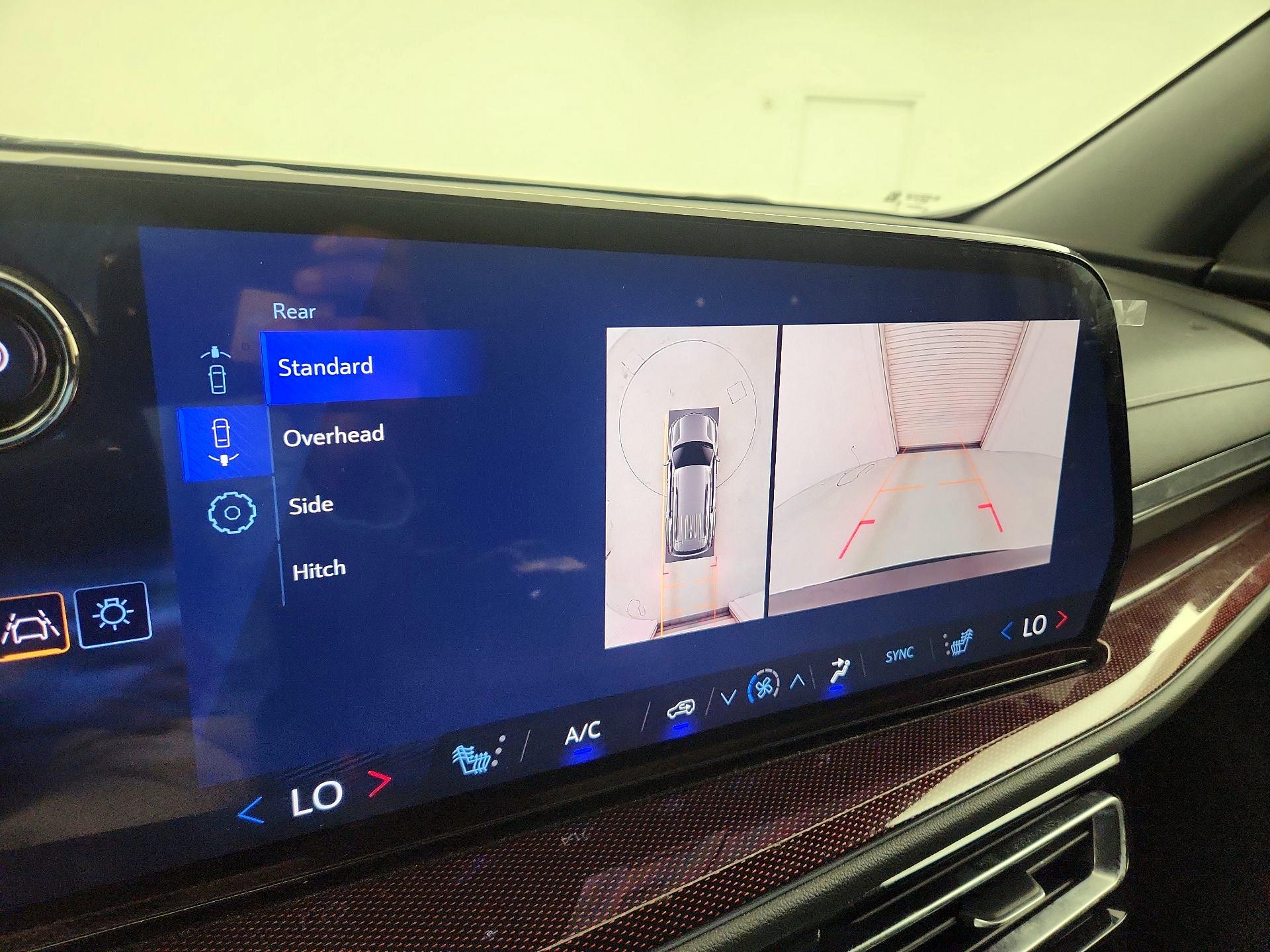 Thumbnail: 2024 Chevrolet Traverse - 13