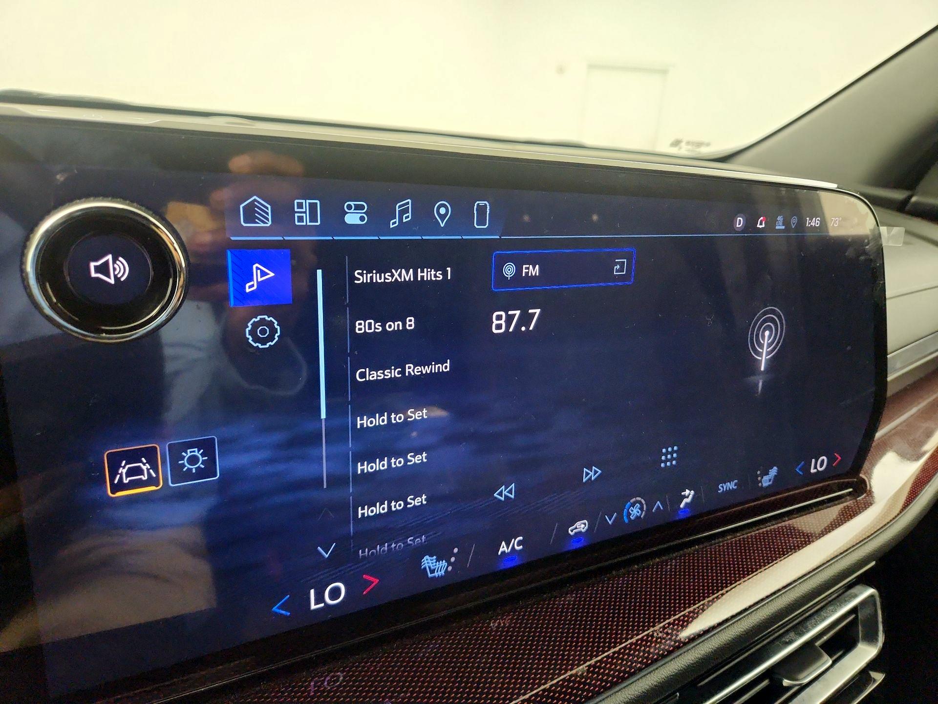 Thumbnail: 2024 Chevrolet Traverse - 14